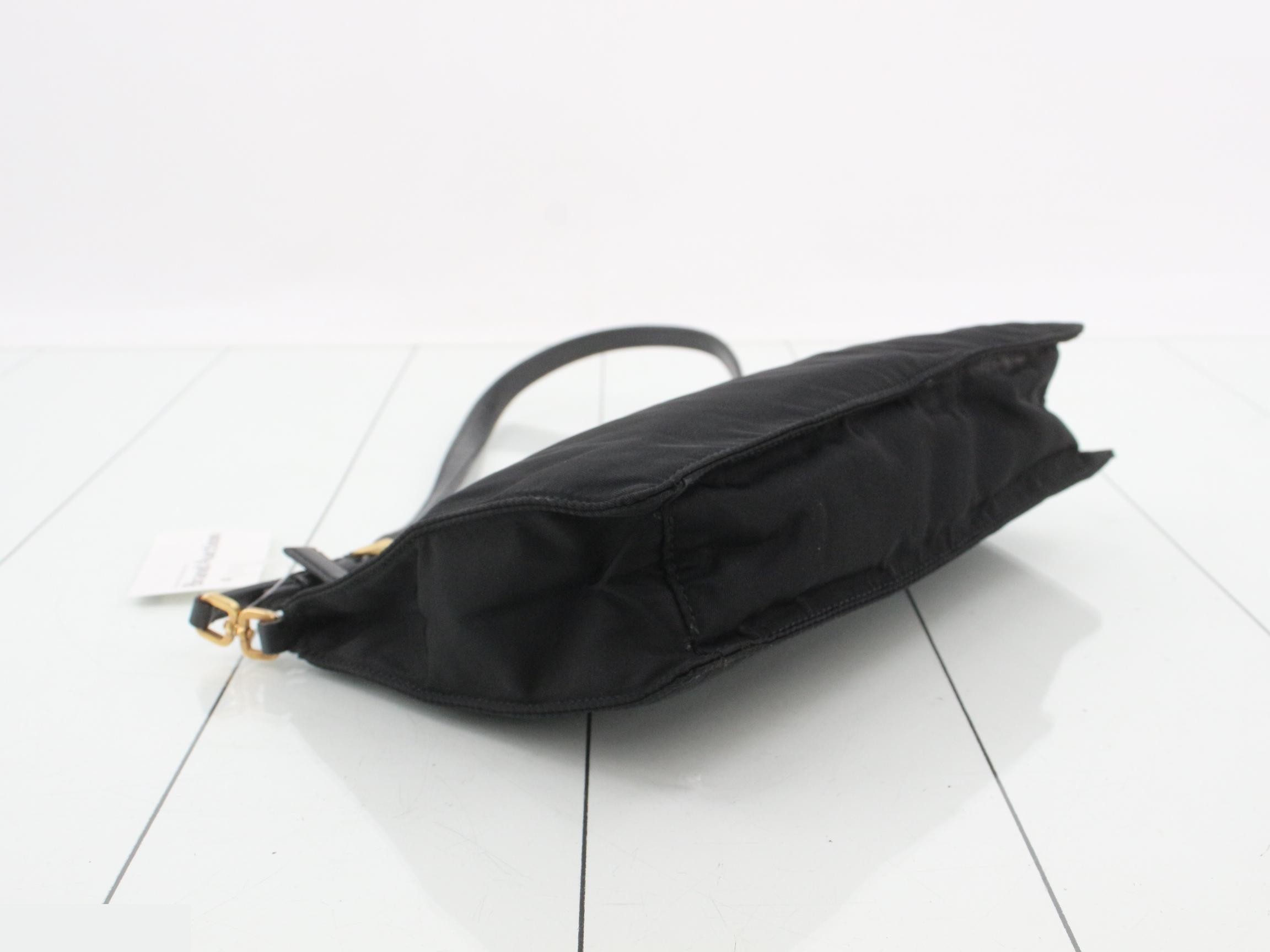 Other lines: Bags & Shoulder Bags - Tessuto Pouch - Black — view 5