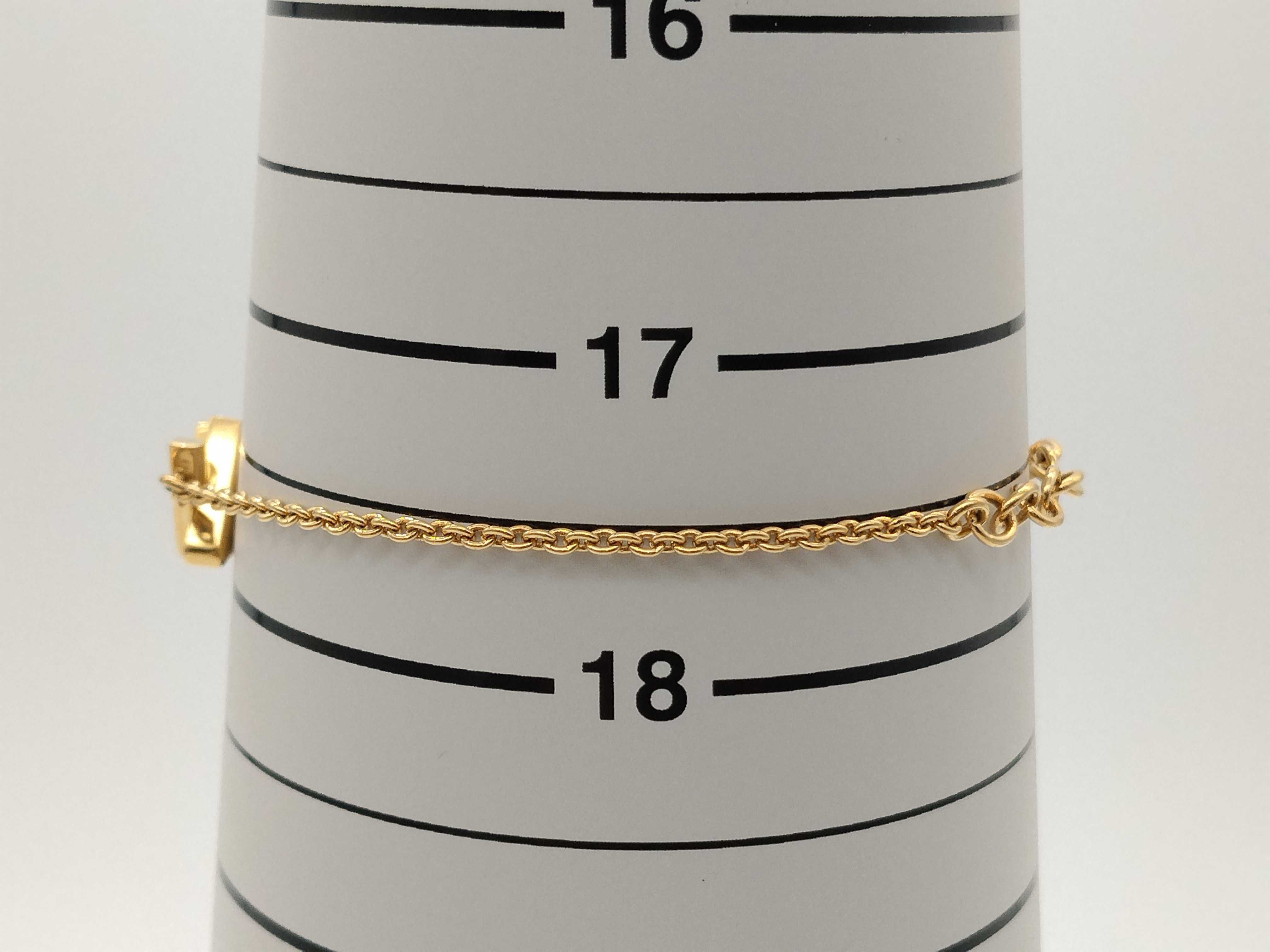 LV Essential V Bracelet Bracelet/Bangle — view 8