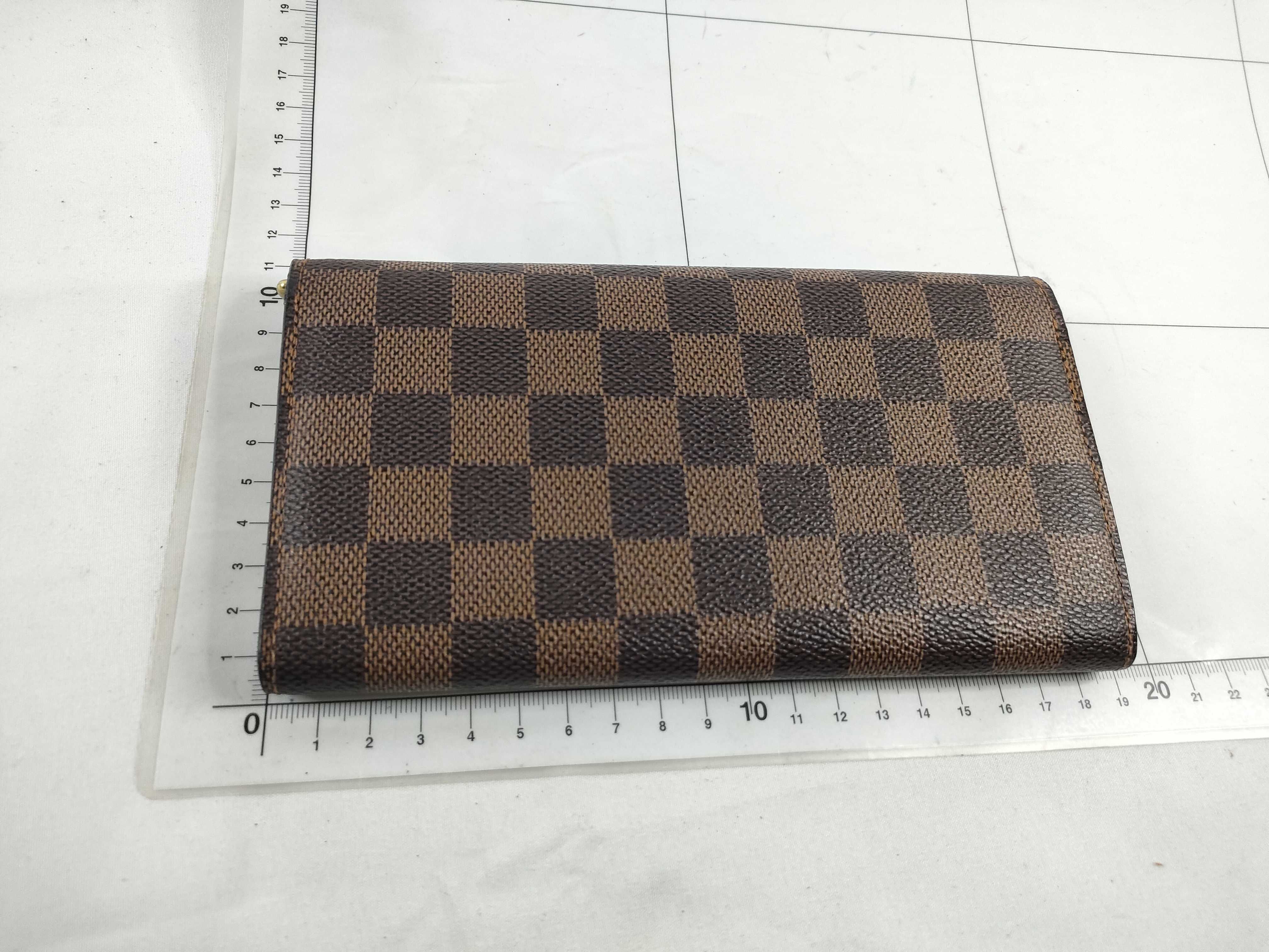 Damier Louis Vuitton Portefeuille Sarah Wallet — view 2