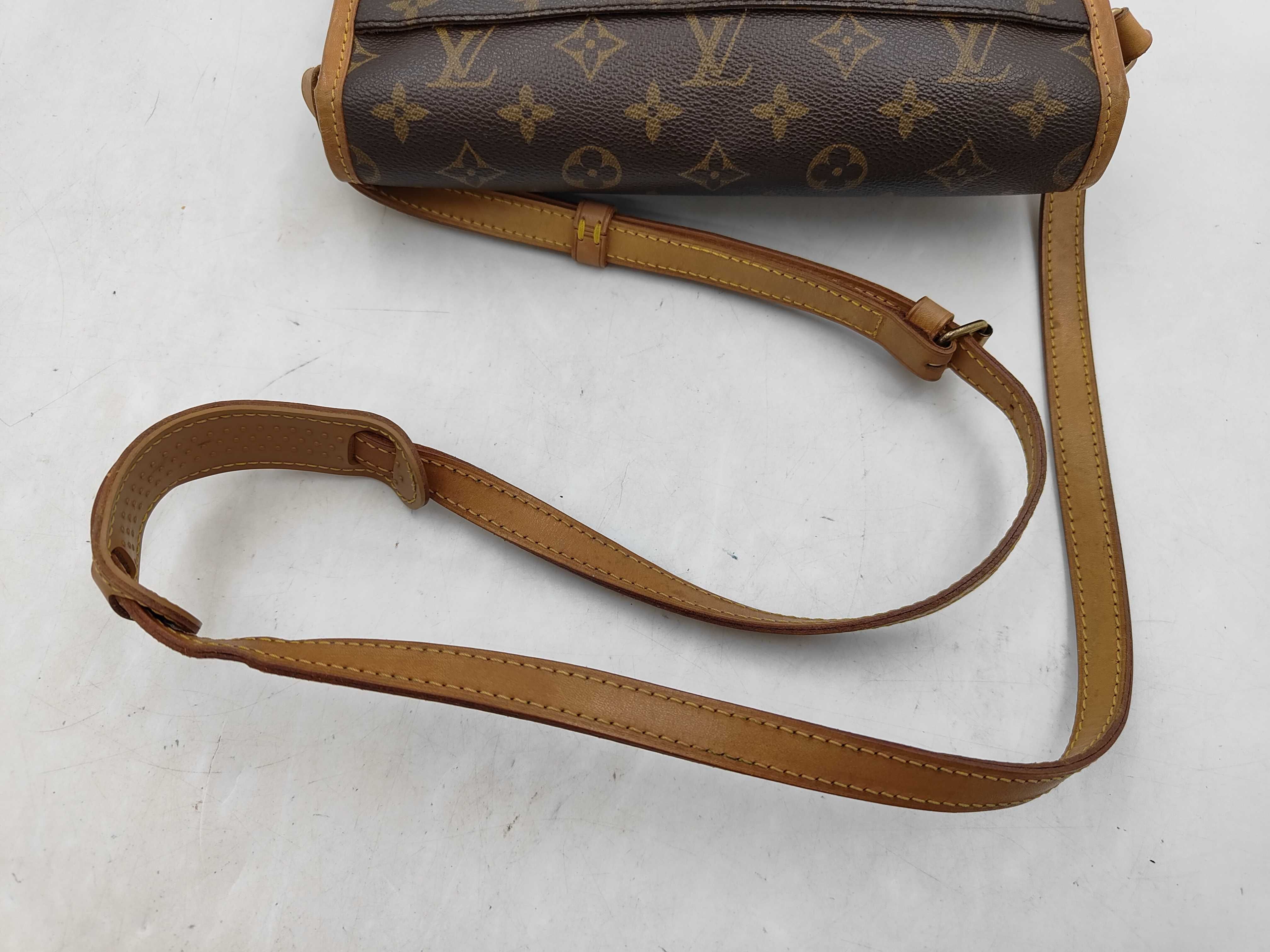 Gibeciere PM Monogram Shoulder Bag M42248 — view 3