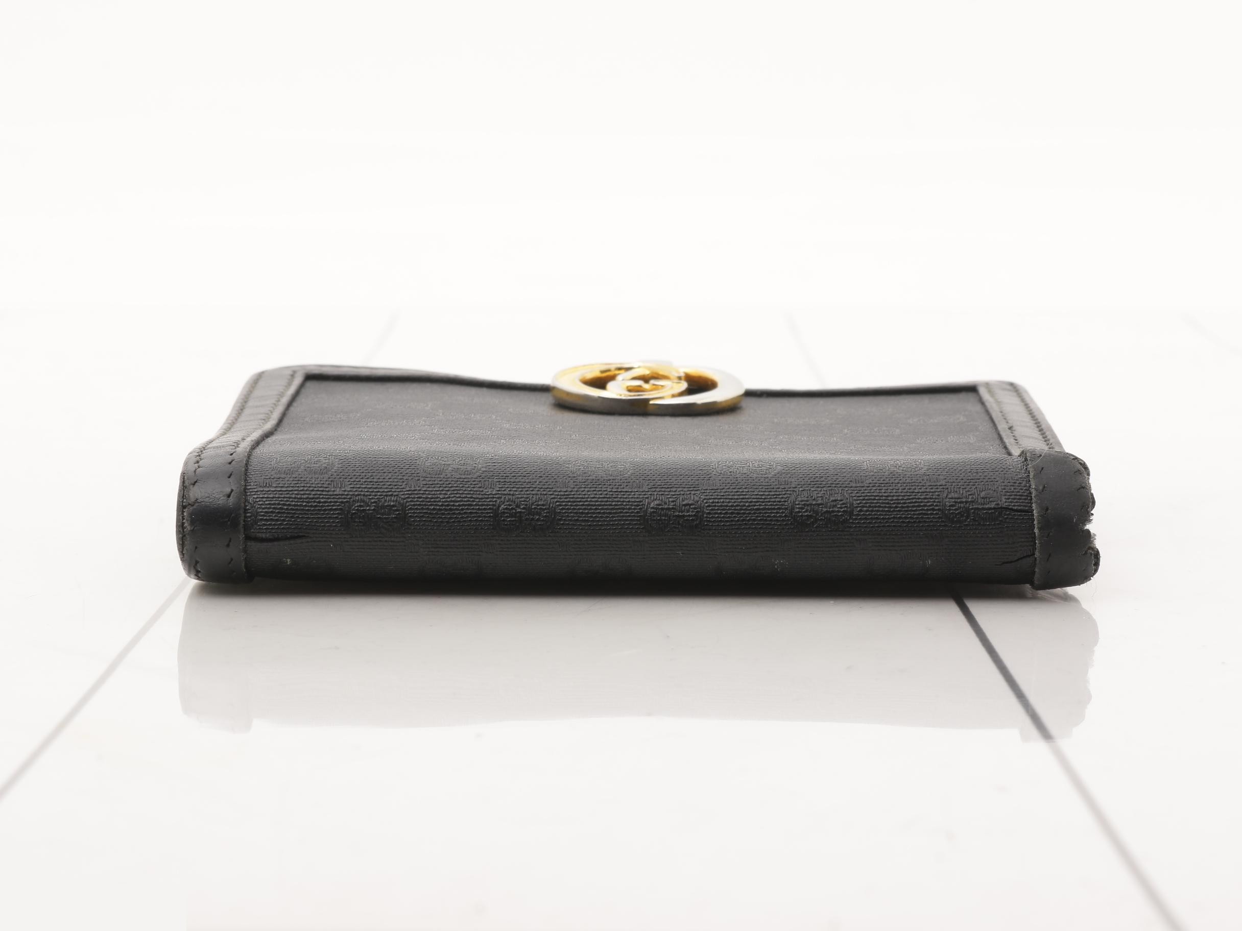 bi-fold wallet — view 3