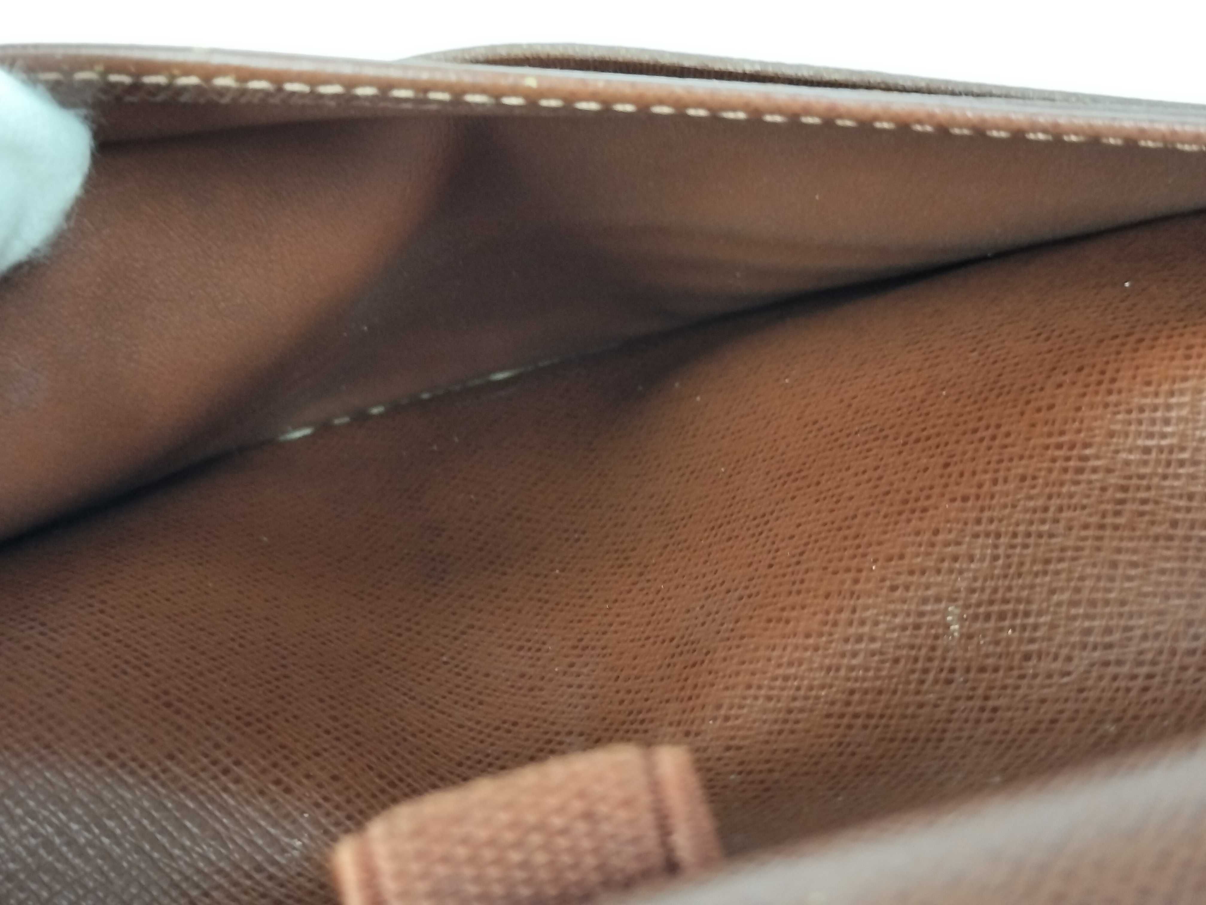 Monogram Portefeuille International wallet (no stickiness) — view 10