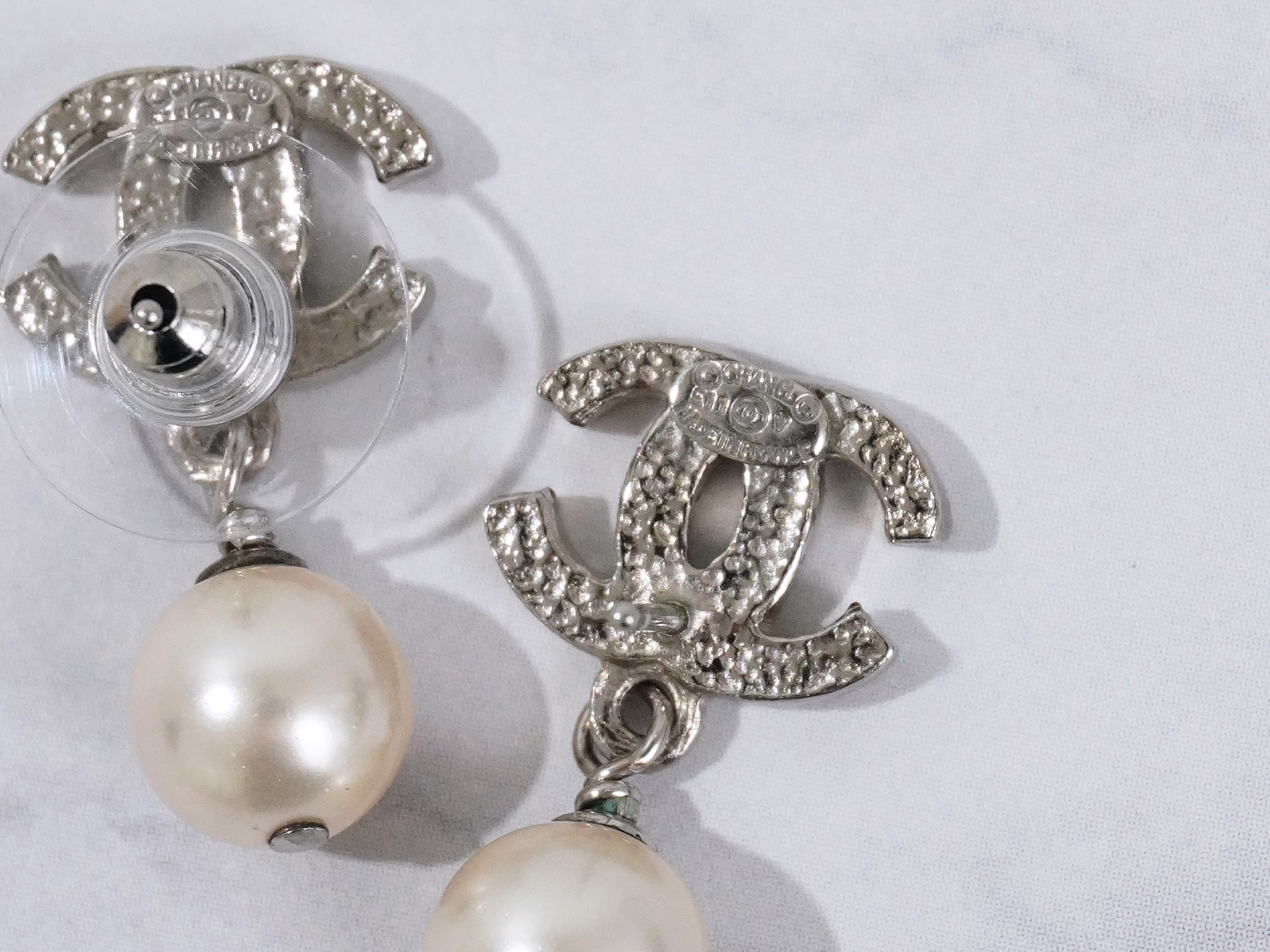 Coco Mark Swing Pearl Earrings A36138 — view 8