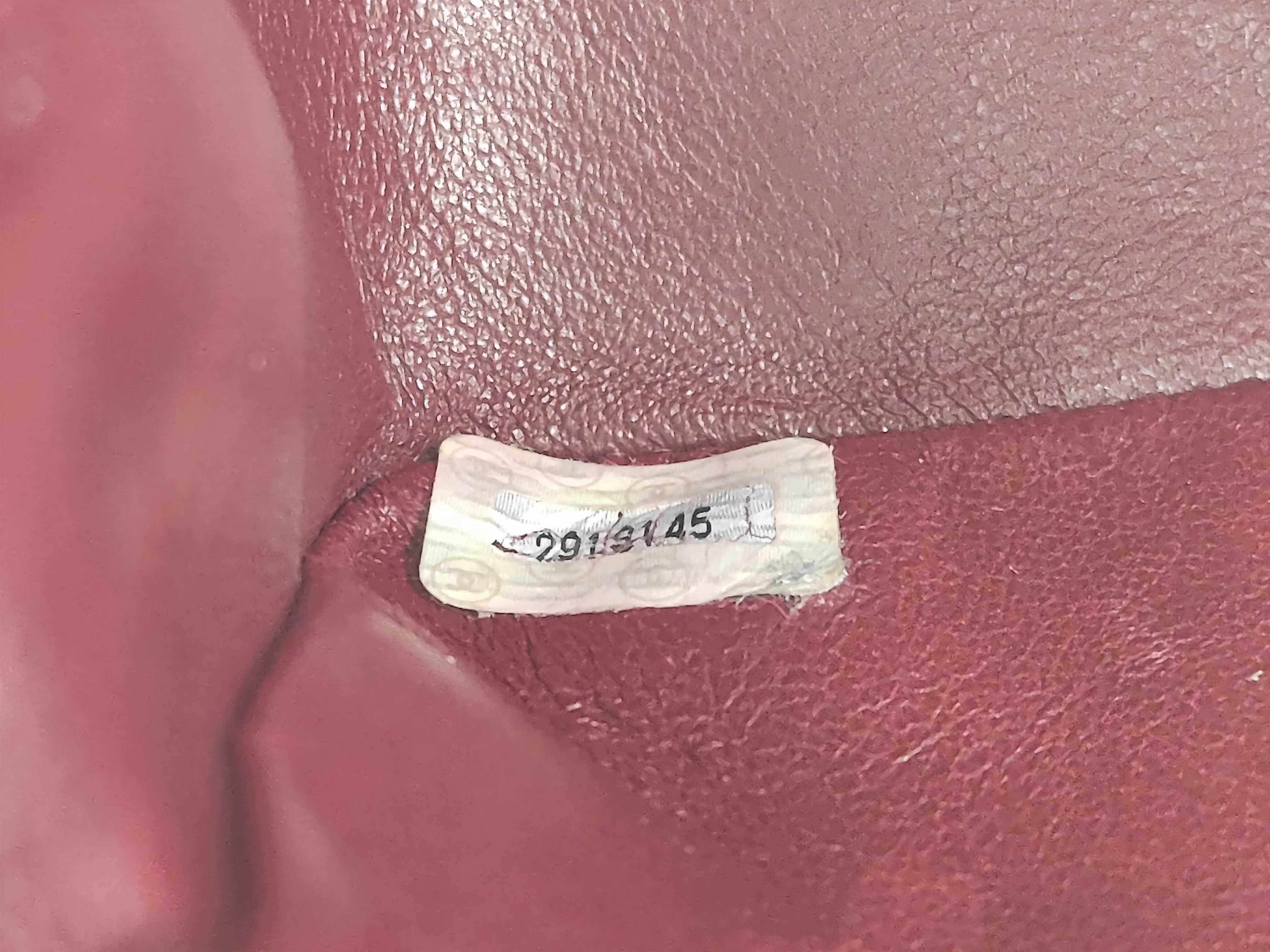 Diana 22 Single Chain Shoulder Bag (Serial Number 2) with Card and Seal — view 12