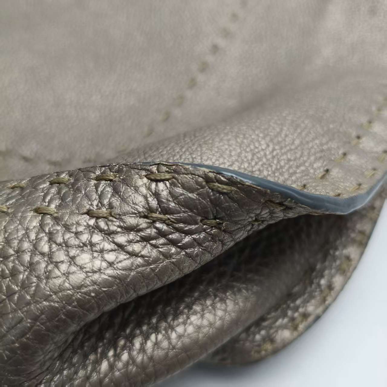 【*Shipped from: China*】FENDI Leather Handbag — view 14