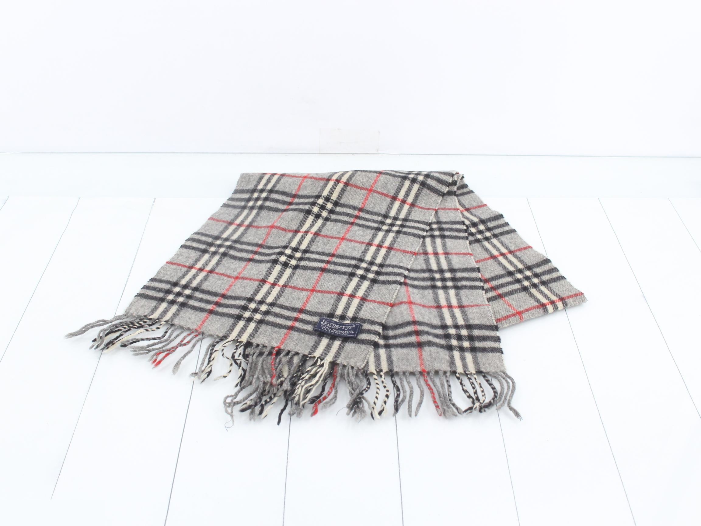 Other lines: Small items, accessories, and scarves — view 2