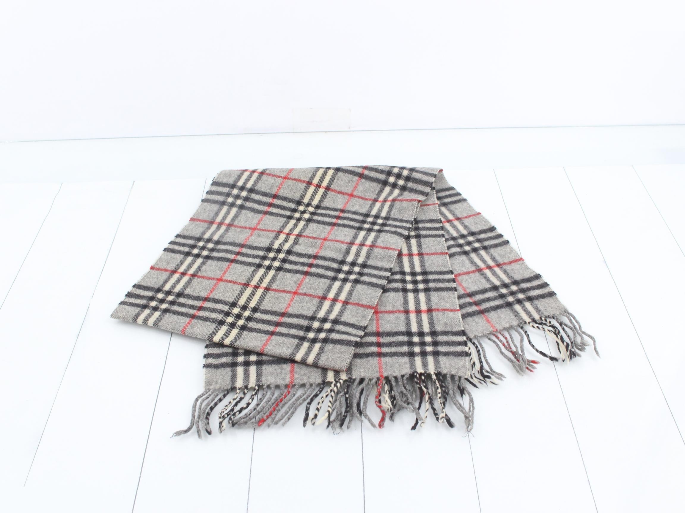 Other lines: Small items, accessories, and scarves — view 3