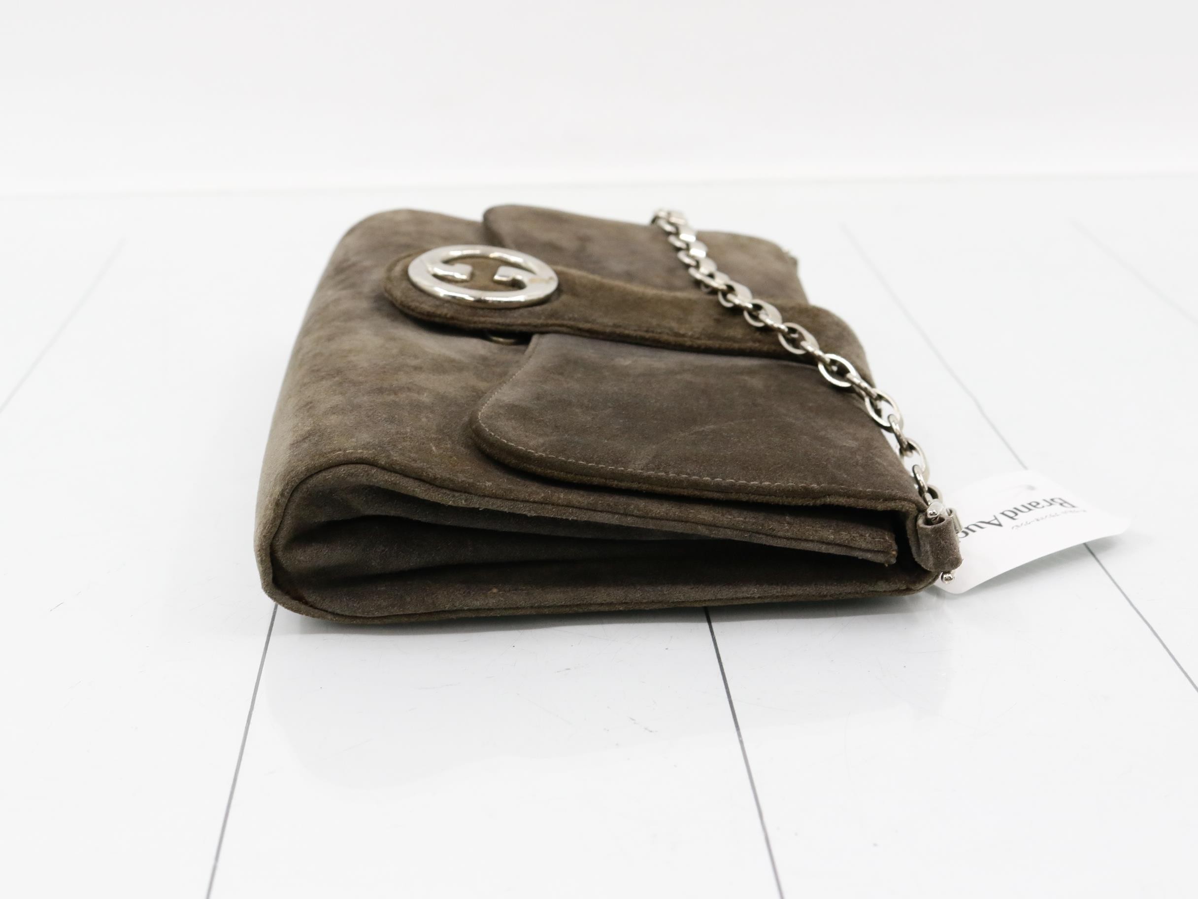 Old chain GG — view 3