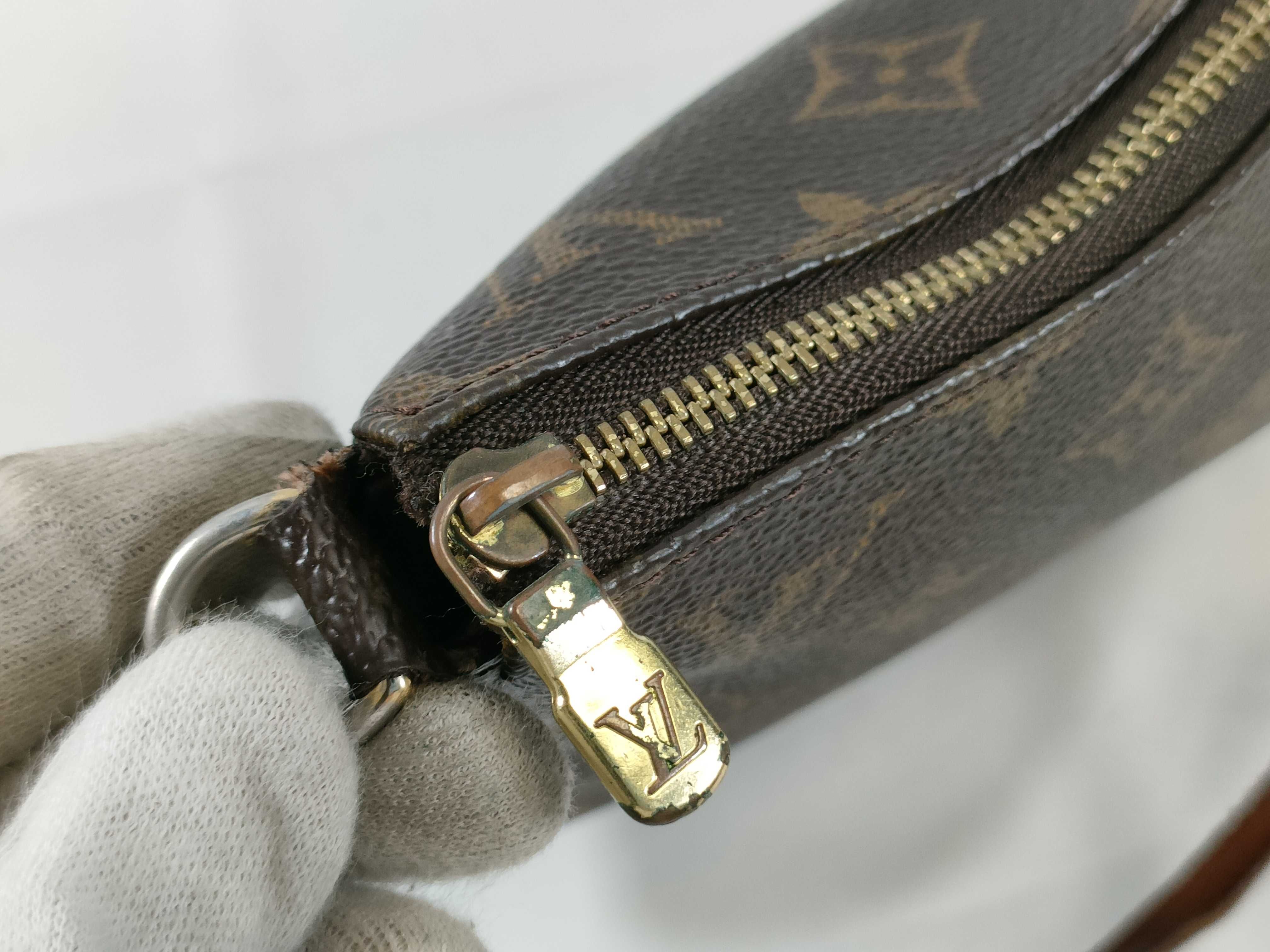 Monogram Pochette Accessoires Monogram M51980 Pouch — view 9