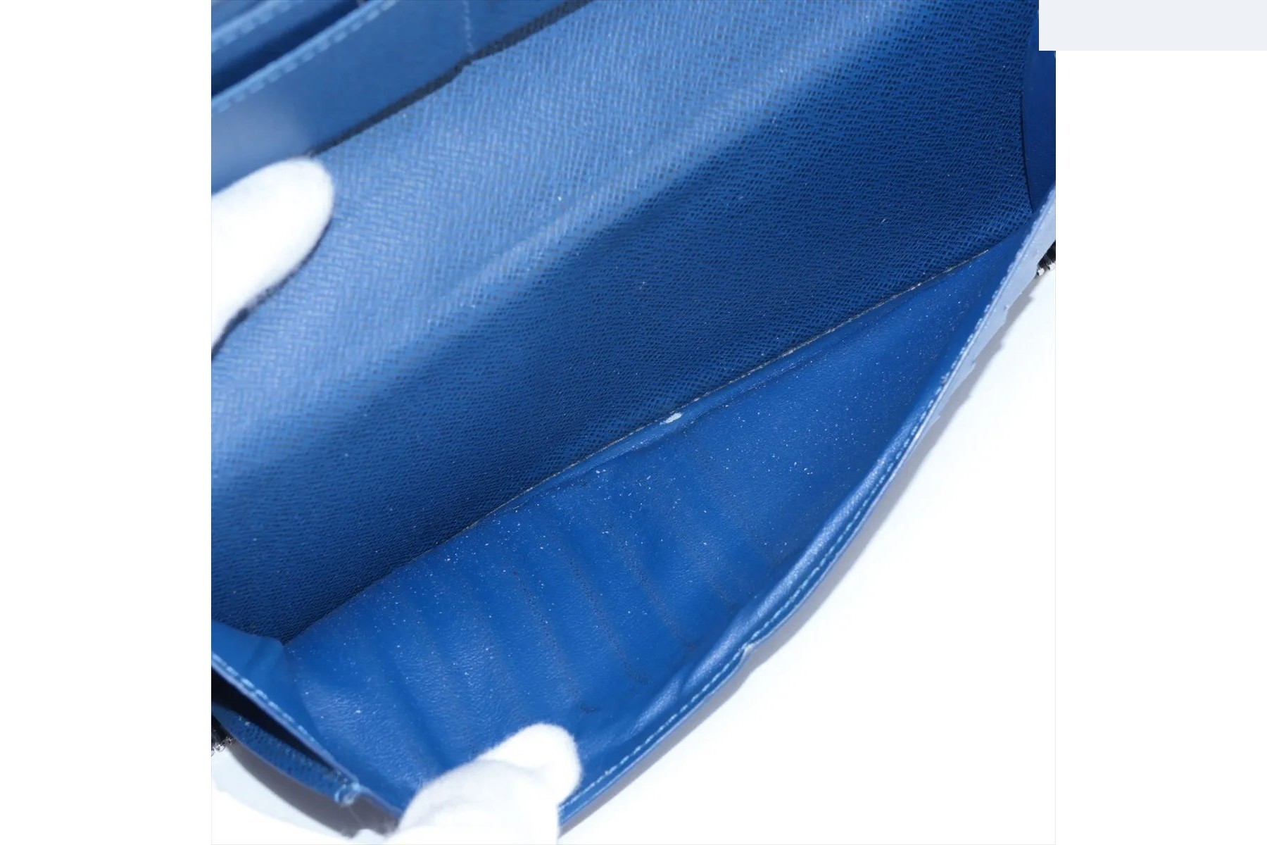 RFID-enabled Taigarama Zippy Wallet Vertical M30447 — view 4