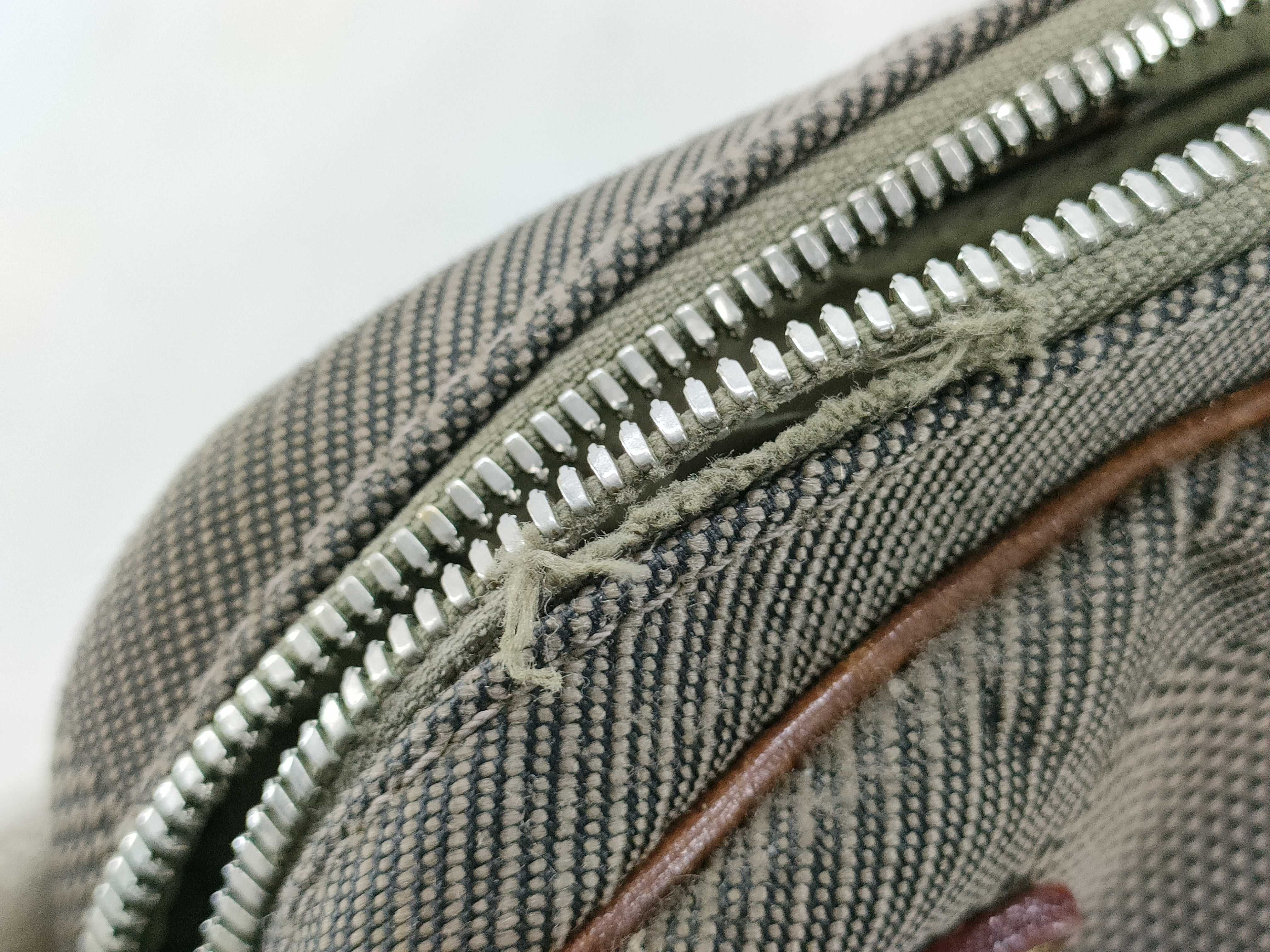 Damier Jean Vuitton Damier Jean Acrobat Shoulder Bag — view 9