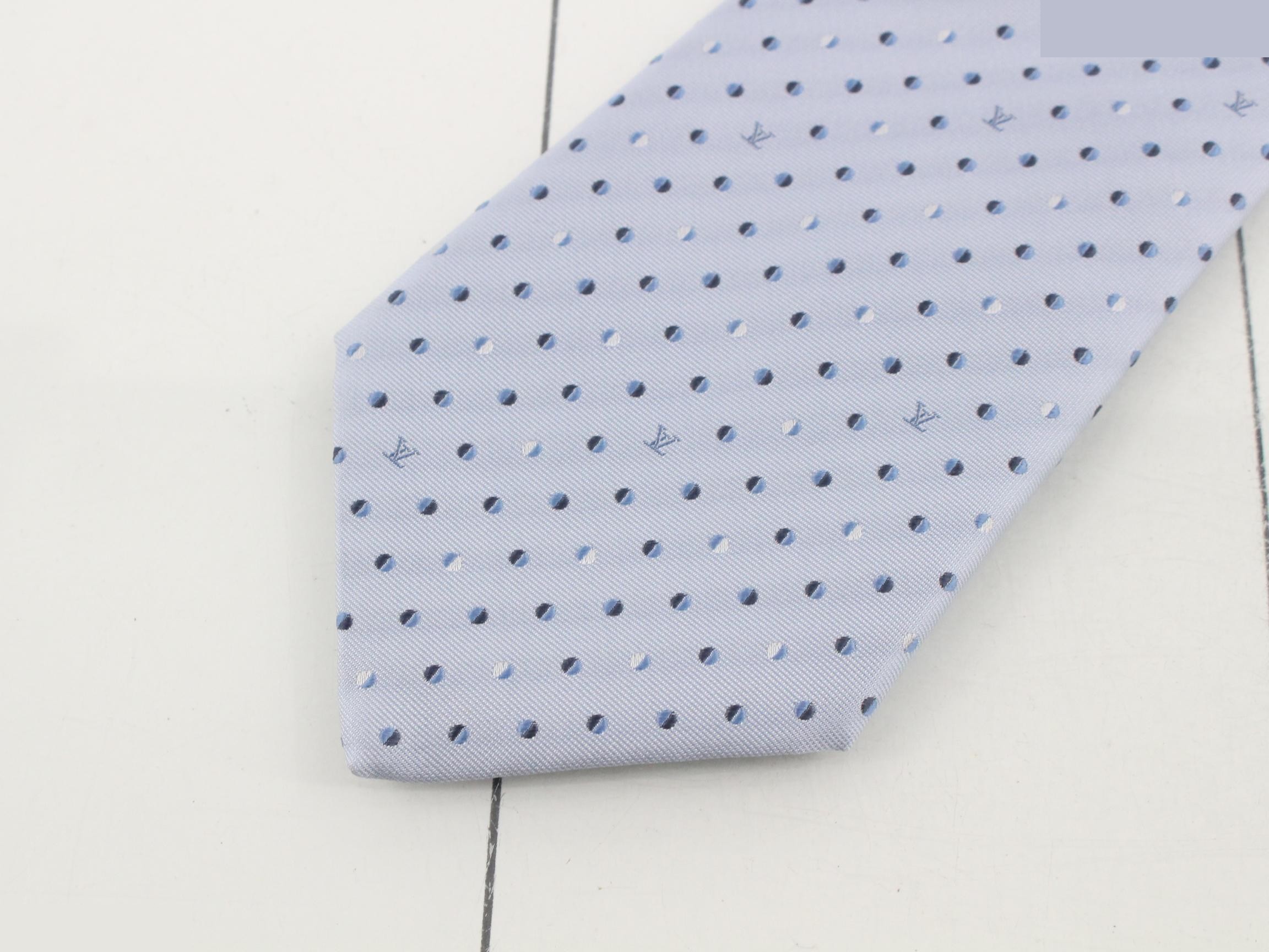 Silk tie — view 3