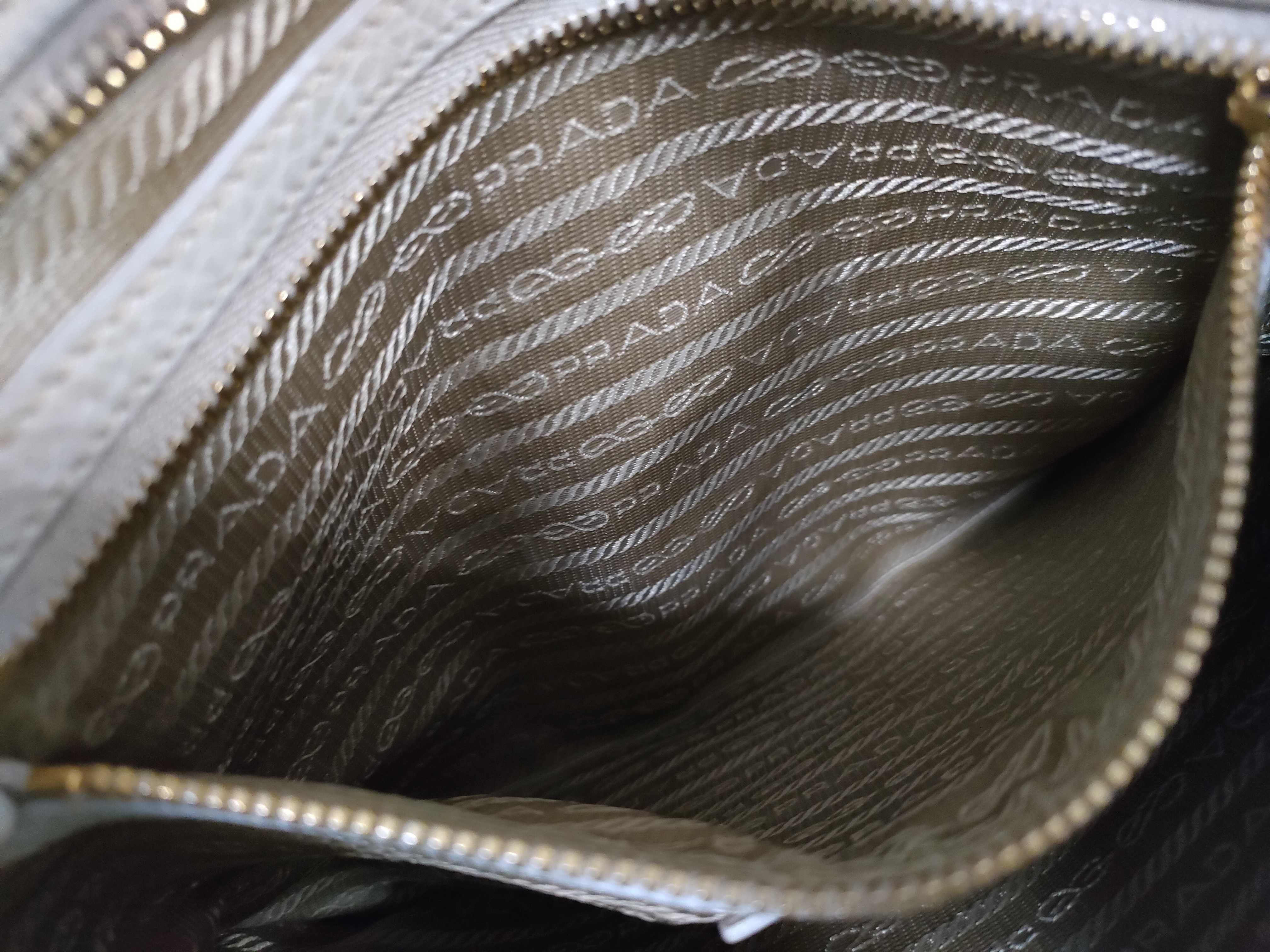 Canvas x BT867A Jacquard Shoulder Bag — view 11