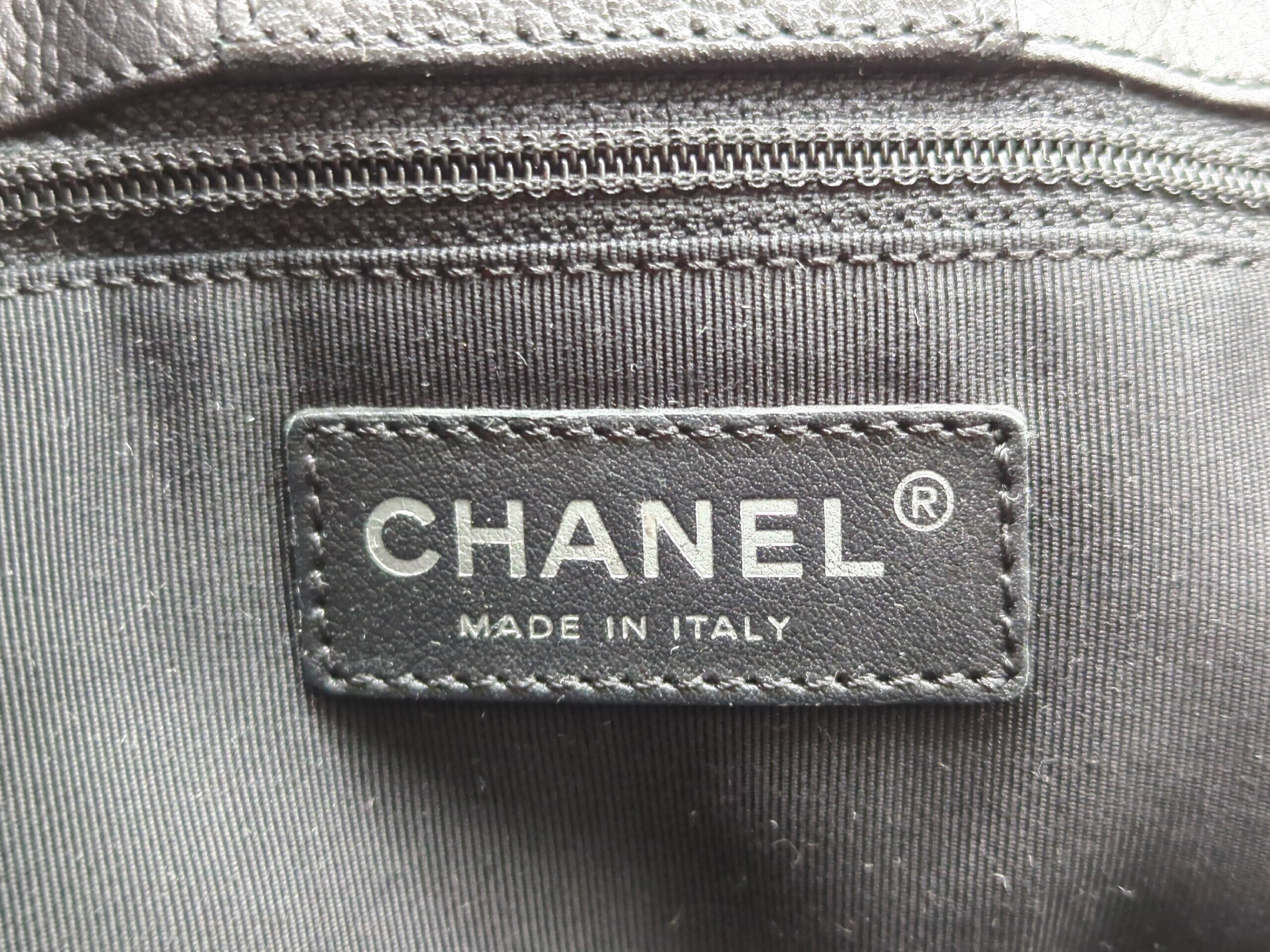 Caviar Skin Executive Tote, Series 17 Tote Bag — view 11