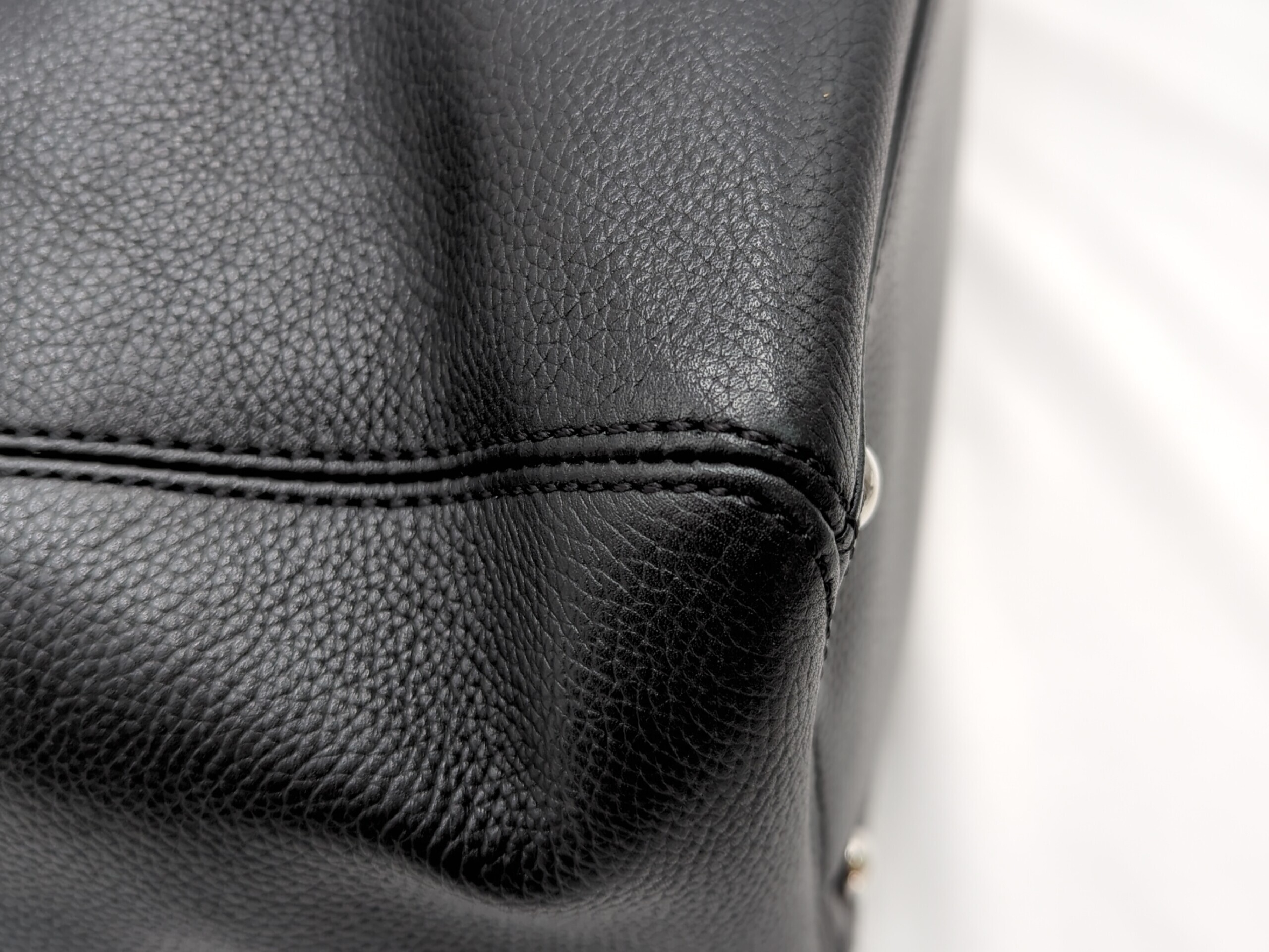 Caviar Skin Executive Tote, Series 17 Tote Bag — view 4
