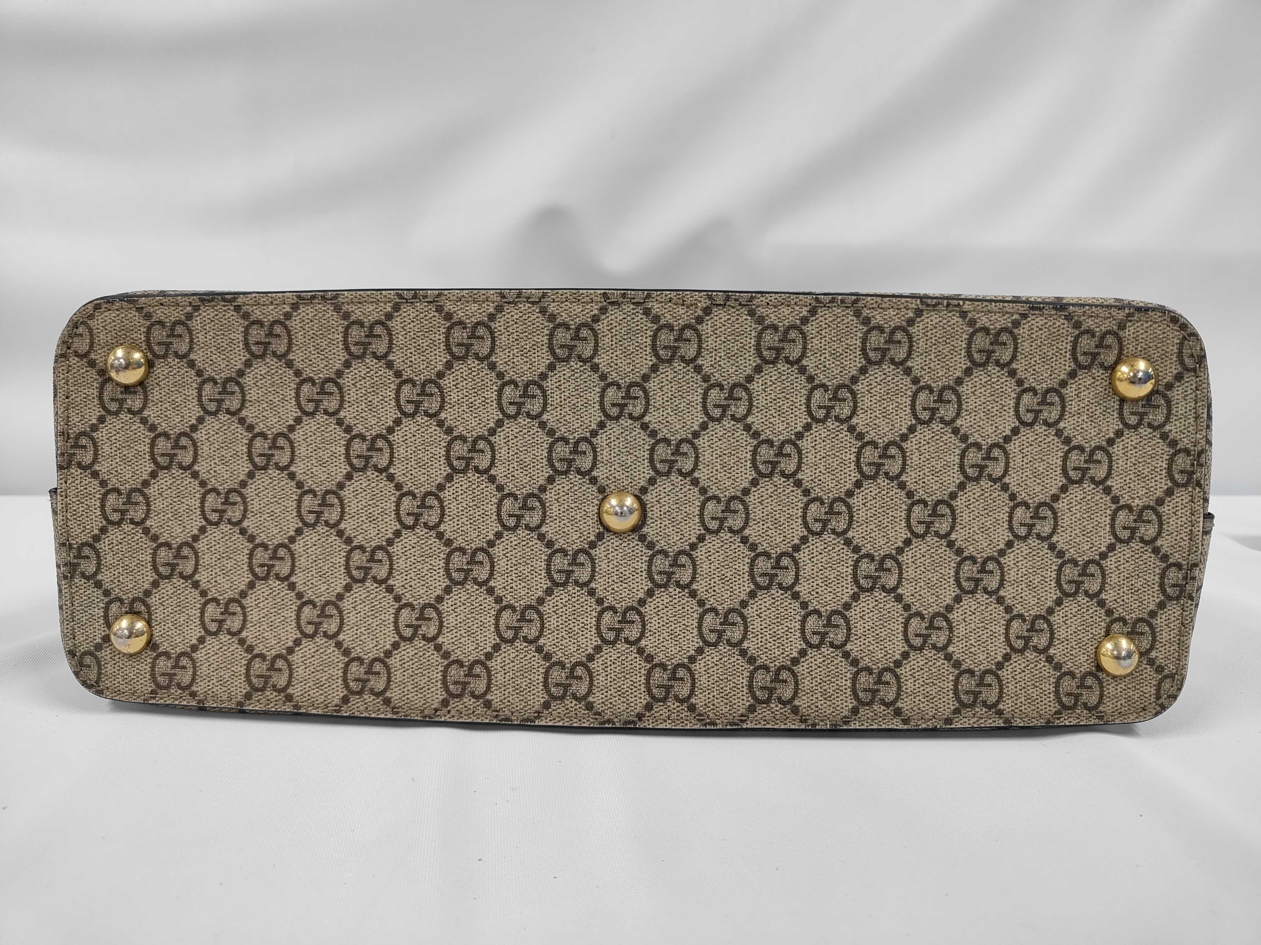 shoulder bag — view 3