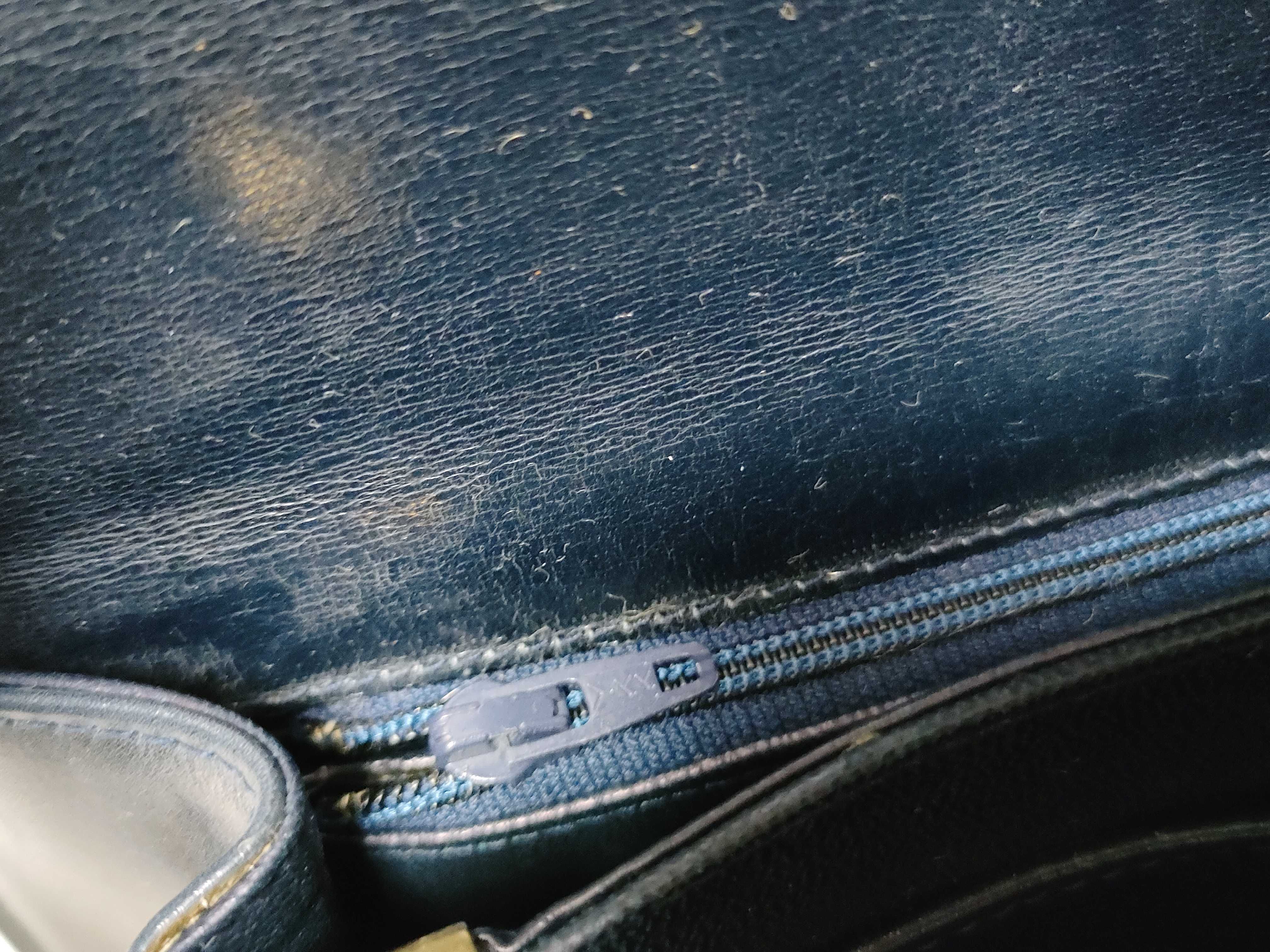 shoulder bag — view 9