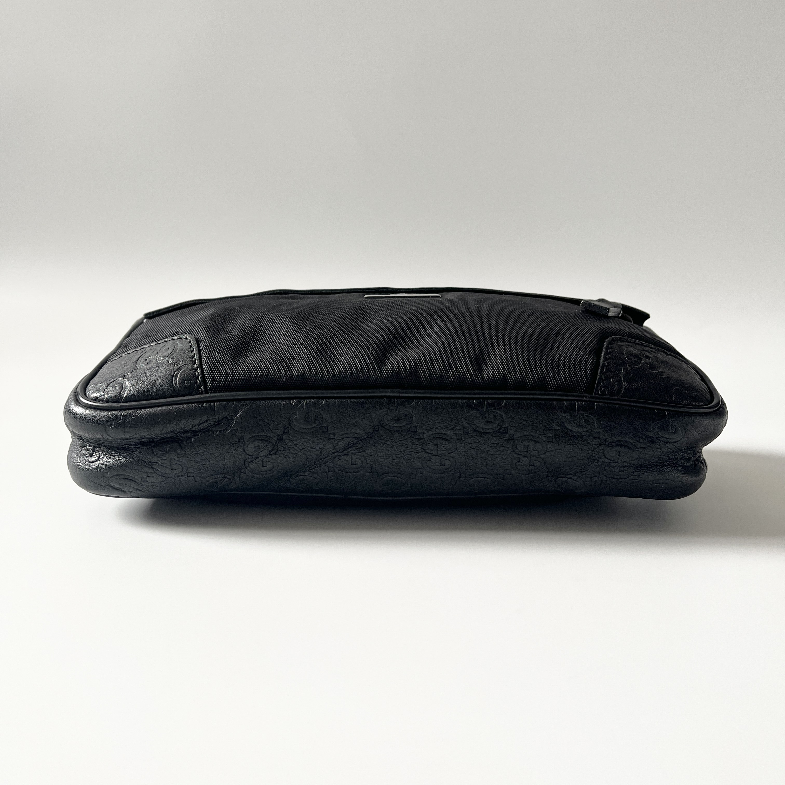 GG Canvas Shoulder Bag — view 5