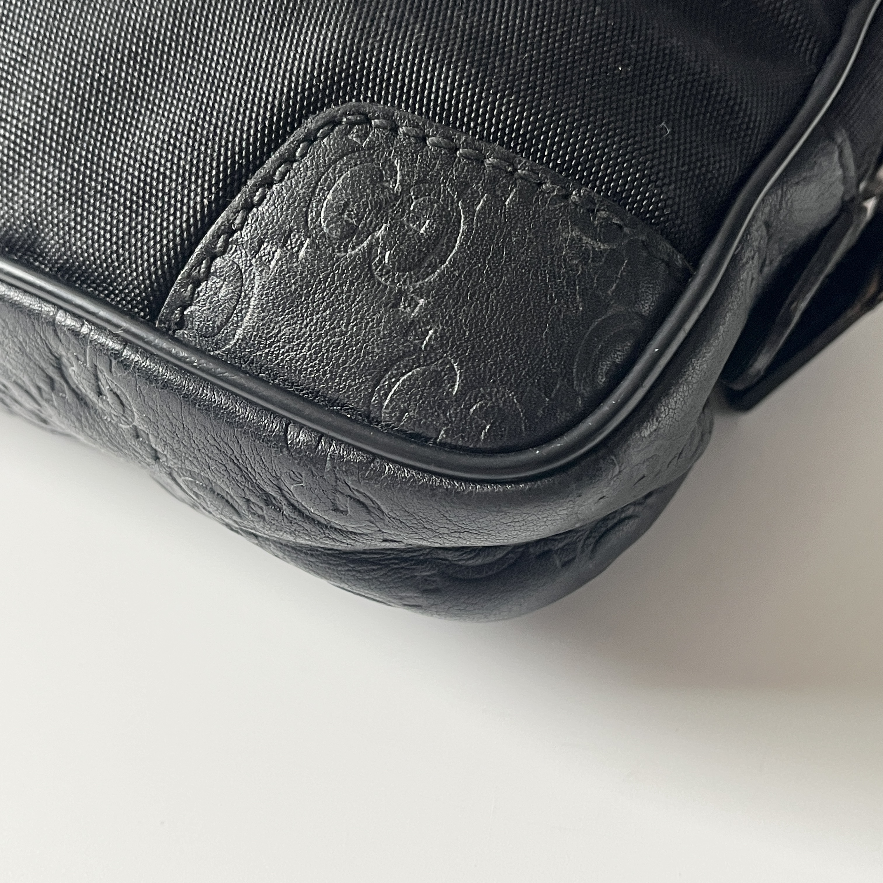 GG Canvas Shoulder Bag — view 6