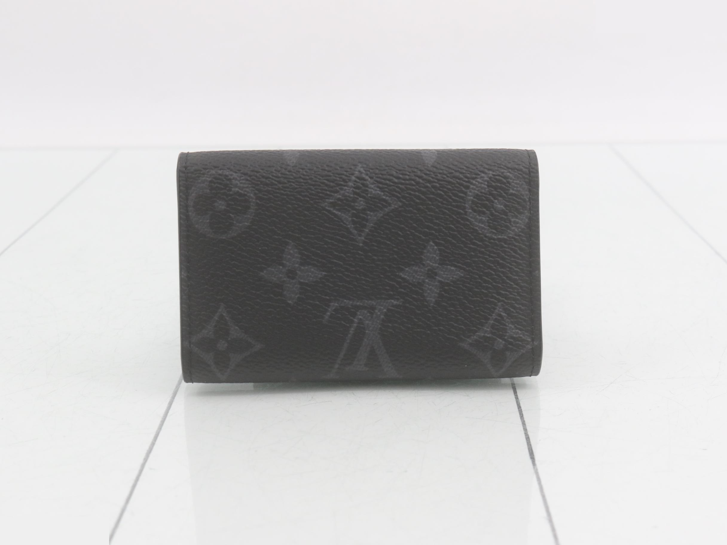 6-key case — view 2