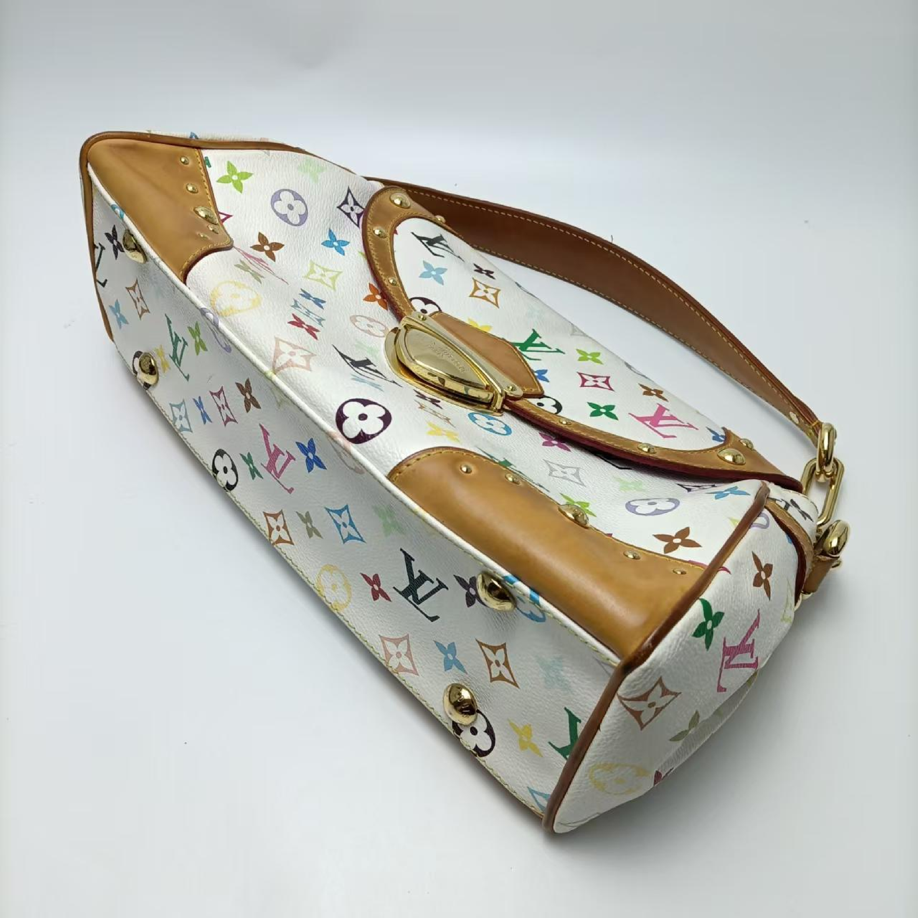 beverlypu shoulder bag — view 5