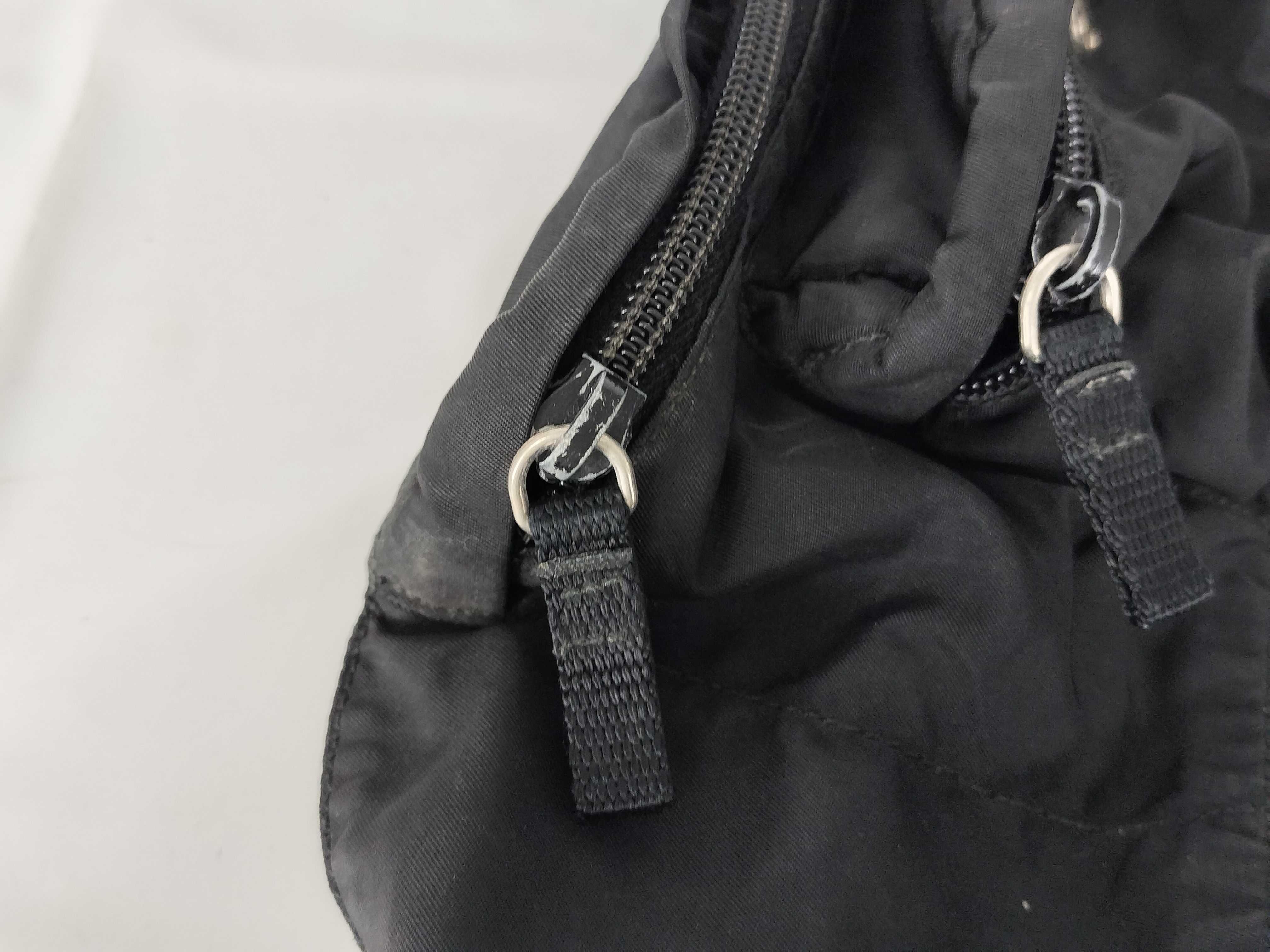 Nylon Body Bag Shoulder Bag — view 15
