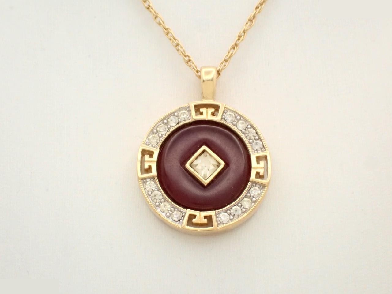 Other lines: Precious metals, necklaces, pendants, chain approx. 38cm