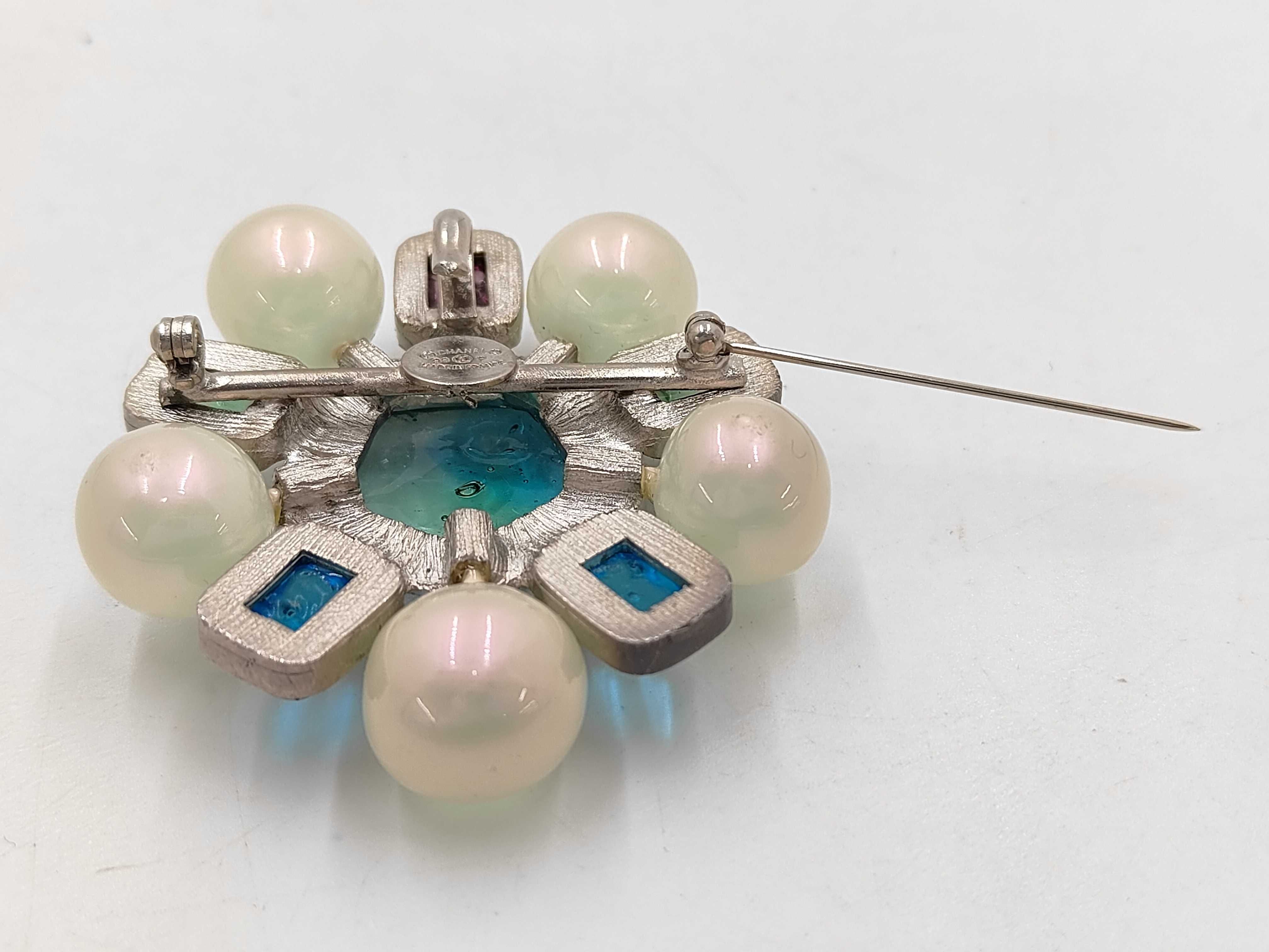 Gripoix Brooch, Pearl Stone, Silver x Blue Brooch — view 4