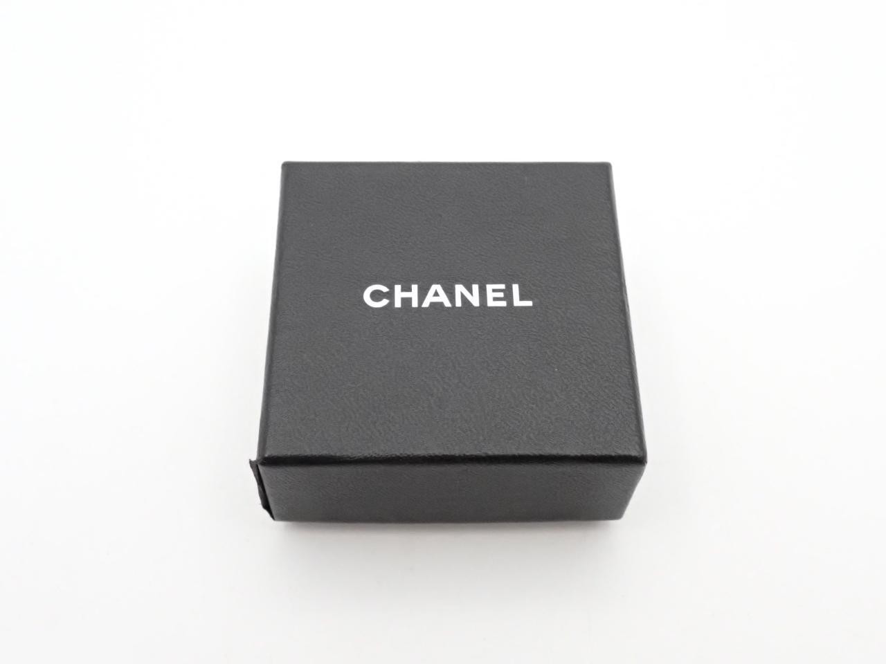 Coco Mark Gold Earrings 96A — view 4