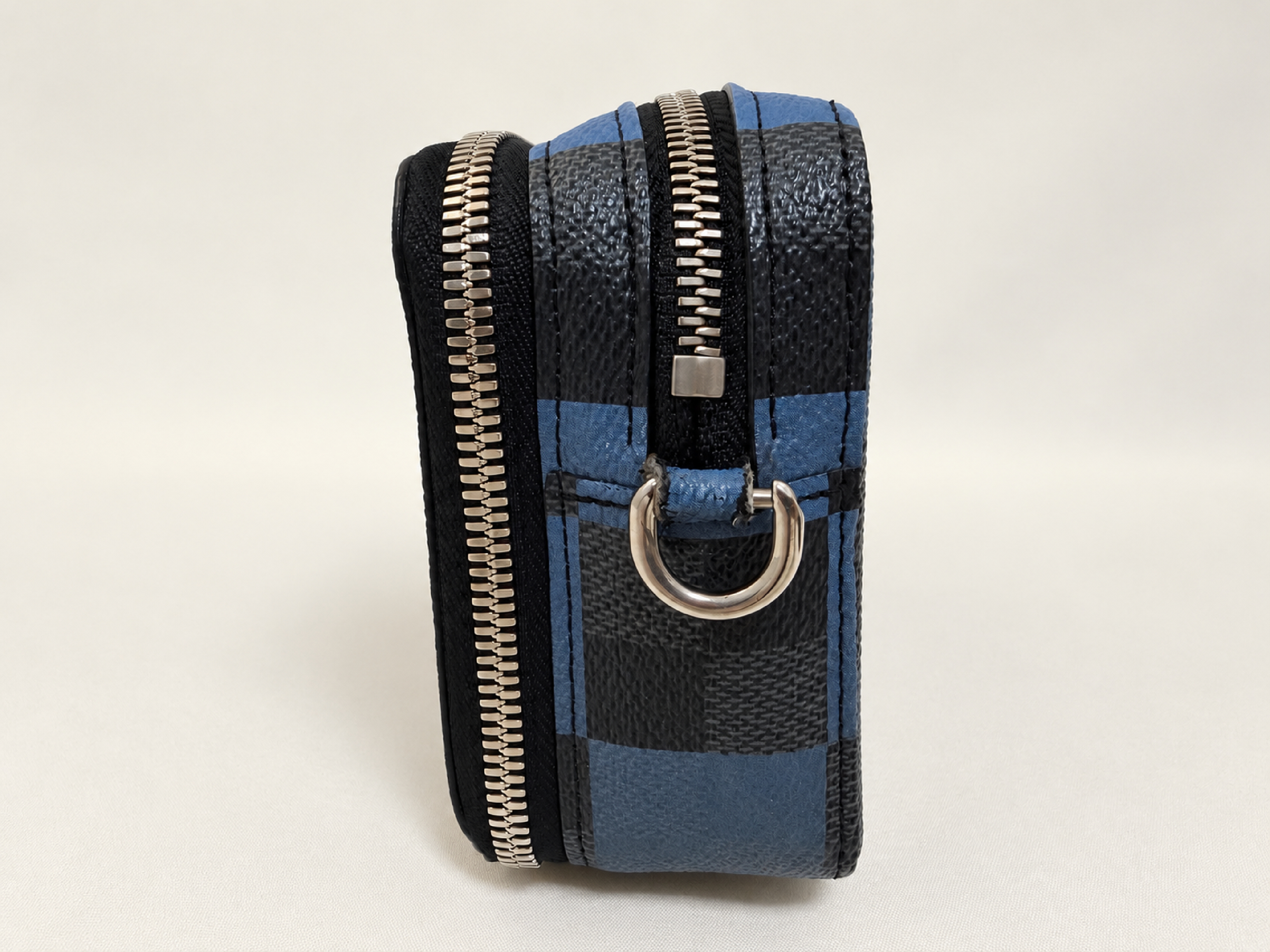 Damier N60414 Alpha Wearable Shoulder Bag — view 4