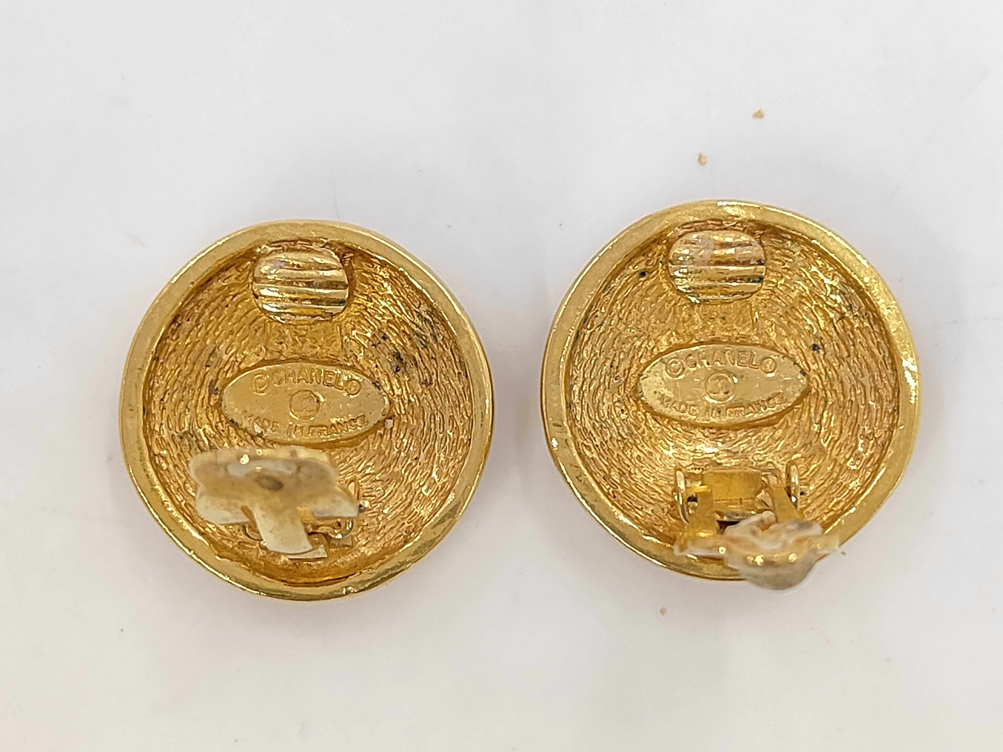 earrings — view 2