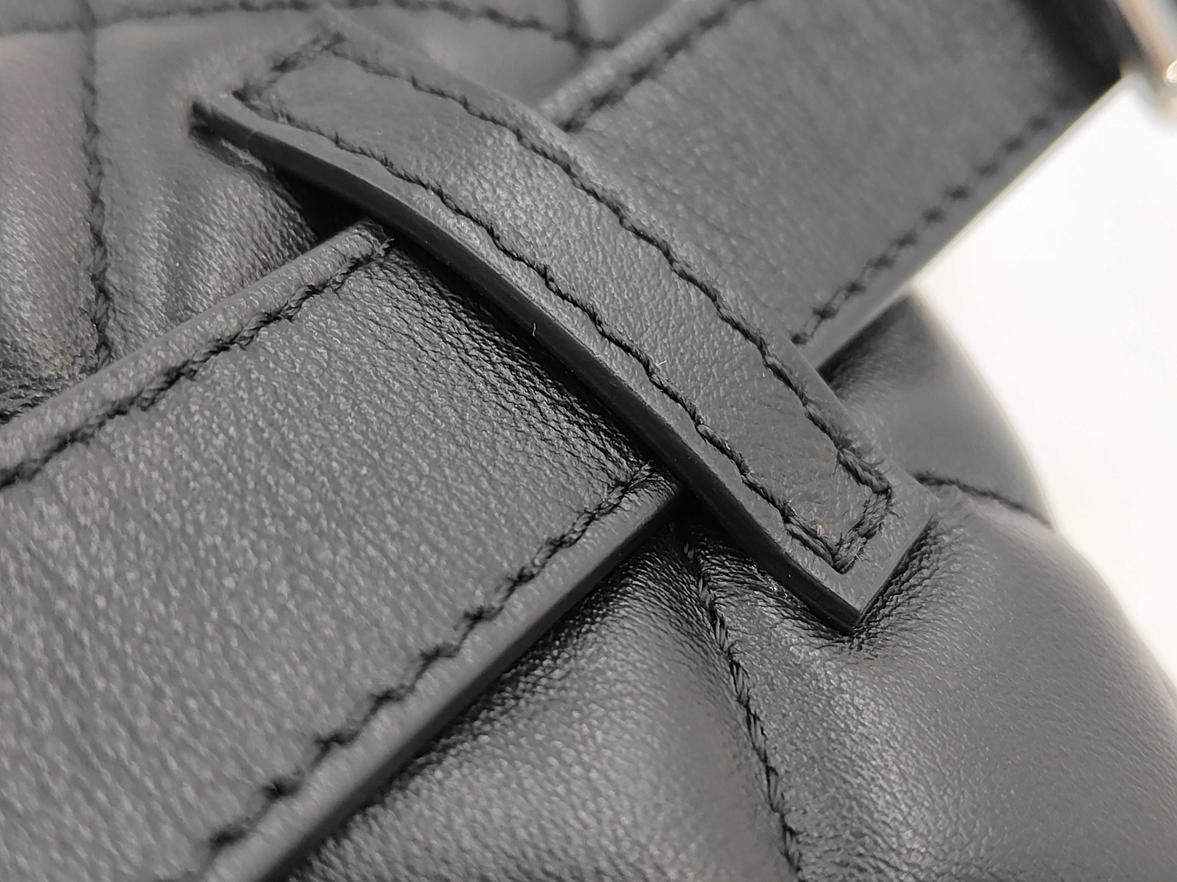 Matelasse Uniform Waist Bag — view 3