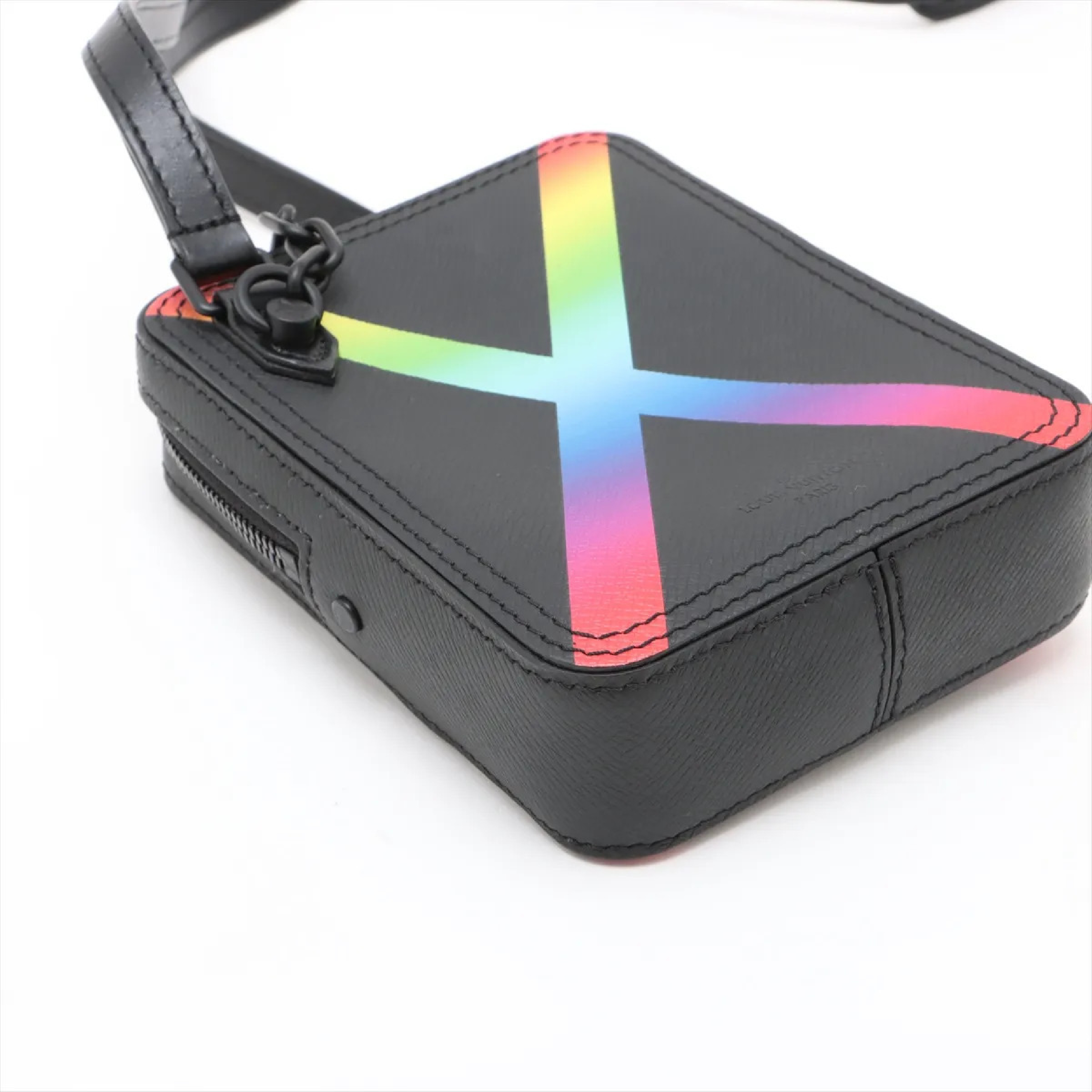 Taiga Rainbow Danube Messenger M30332 CA2119 Shoulder Bag — view 5