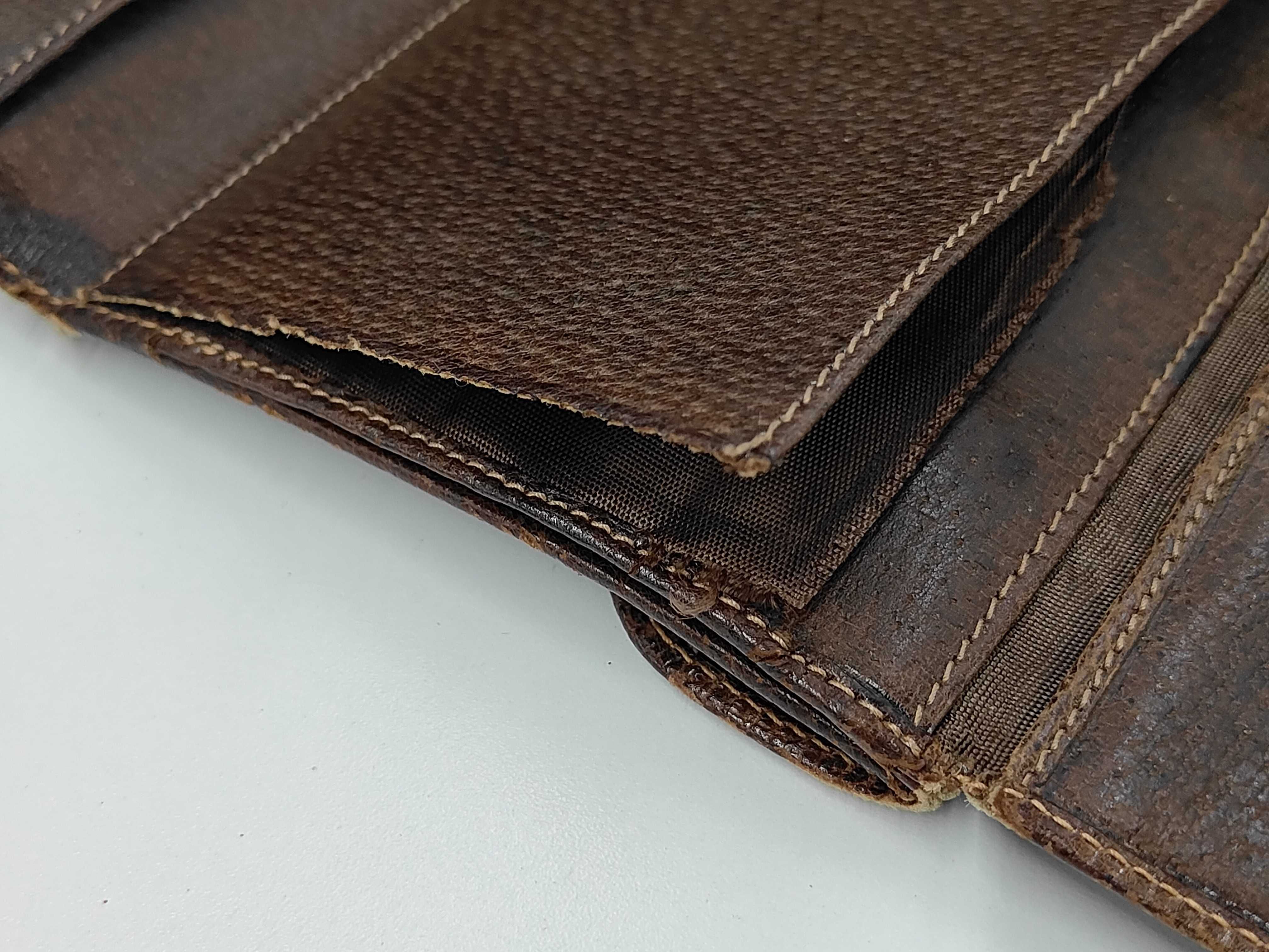 Vintage / Vintage Gucci / Long Wallet / PVC Wallet — view 9