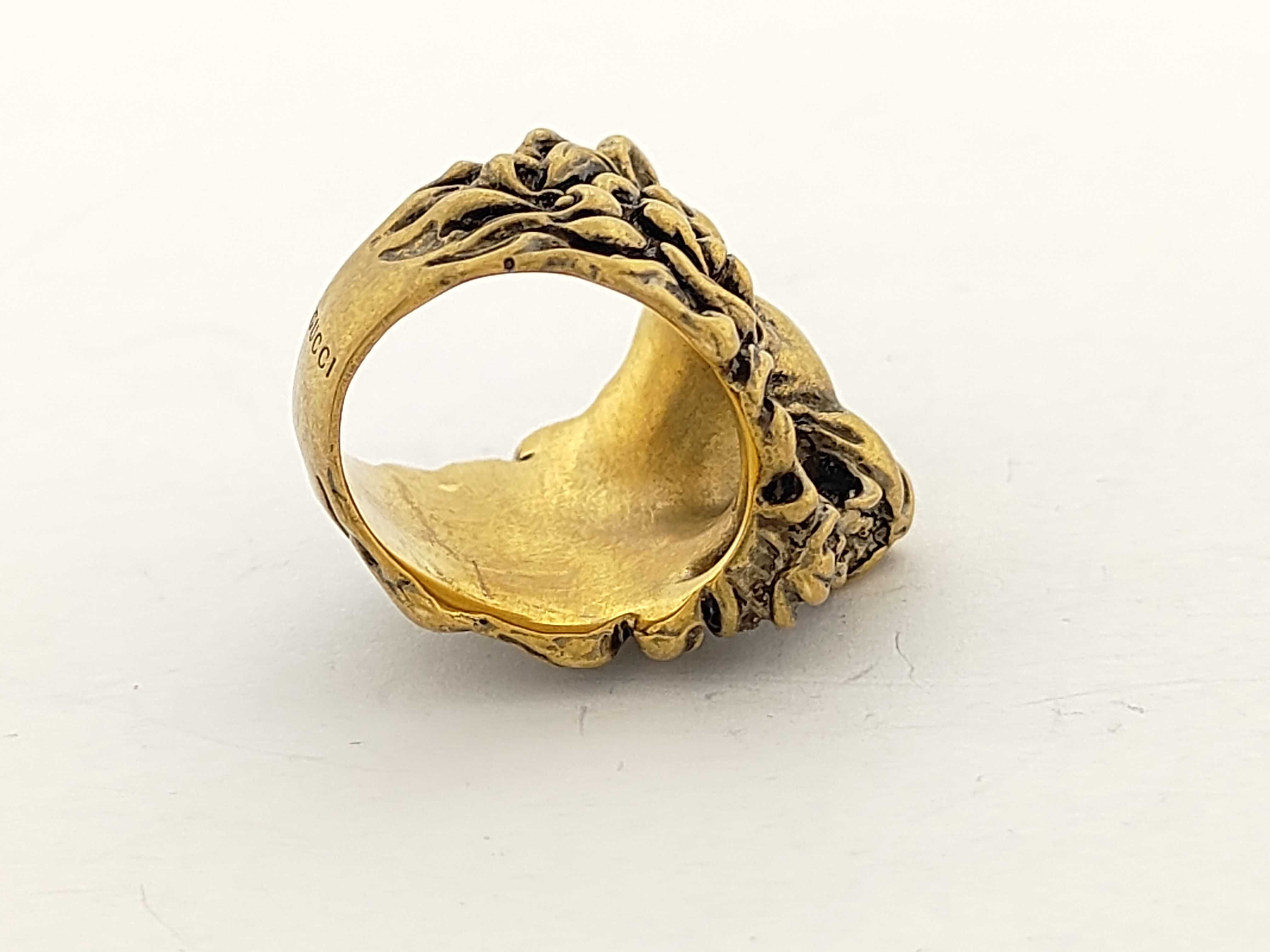 ring — view 9
