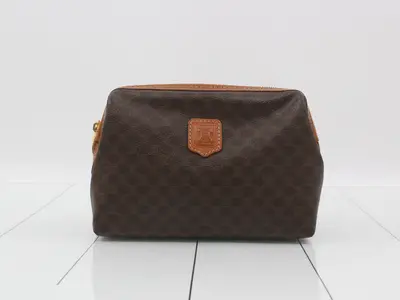 Macadam pouch with box