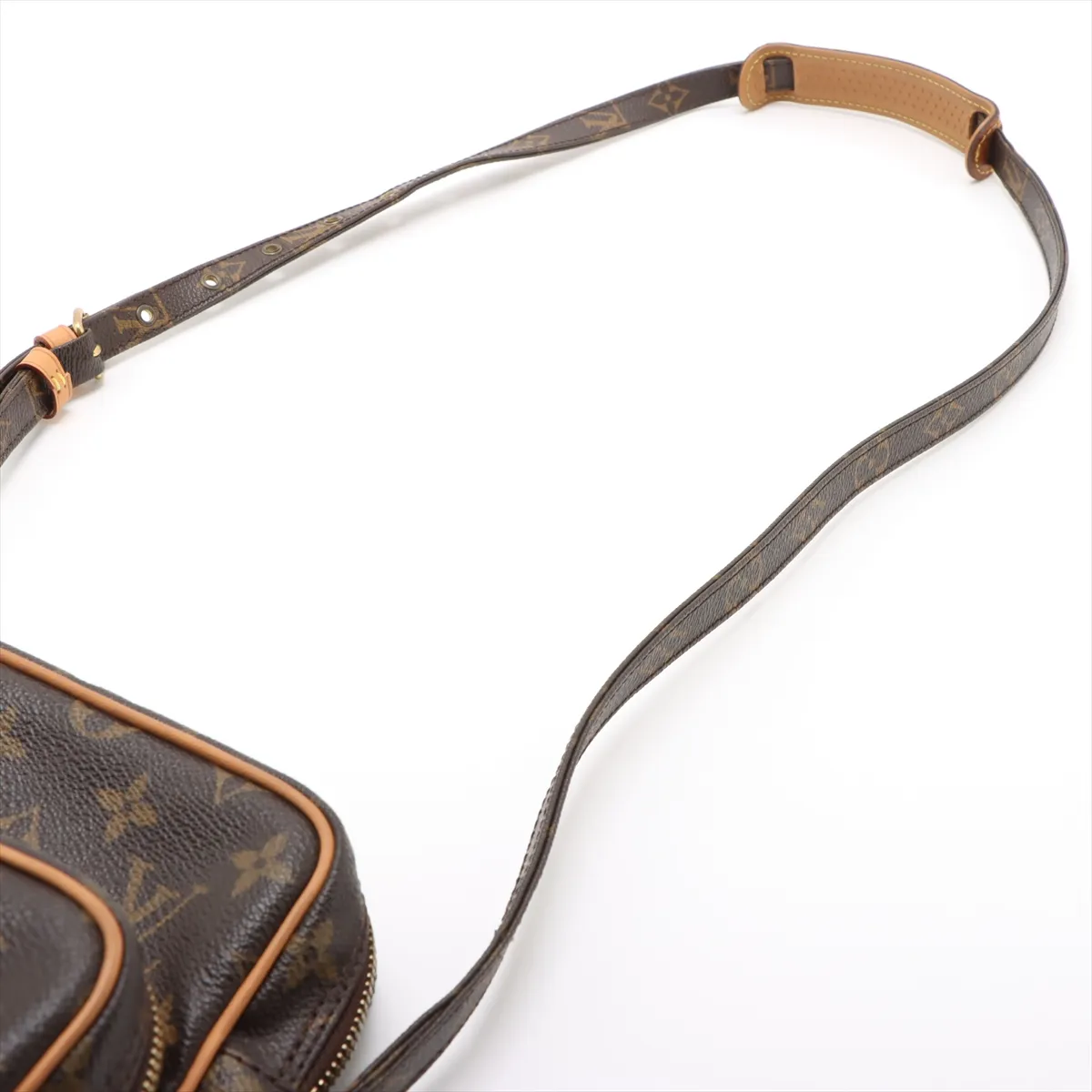 Monogram Amazon M45236 TH0043 Brown Tanned Leather External Repairs in Various Parts — view 5