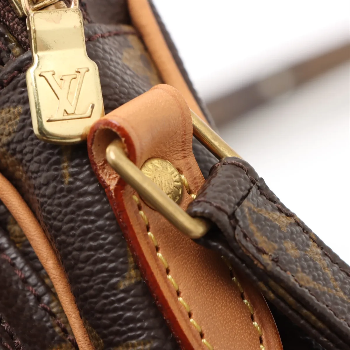 Monogram Amazon M45236 TH0043 Brown Tanned Leather External Repairs in Various Parts — view 9