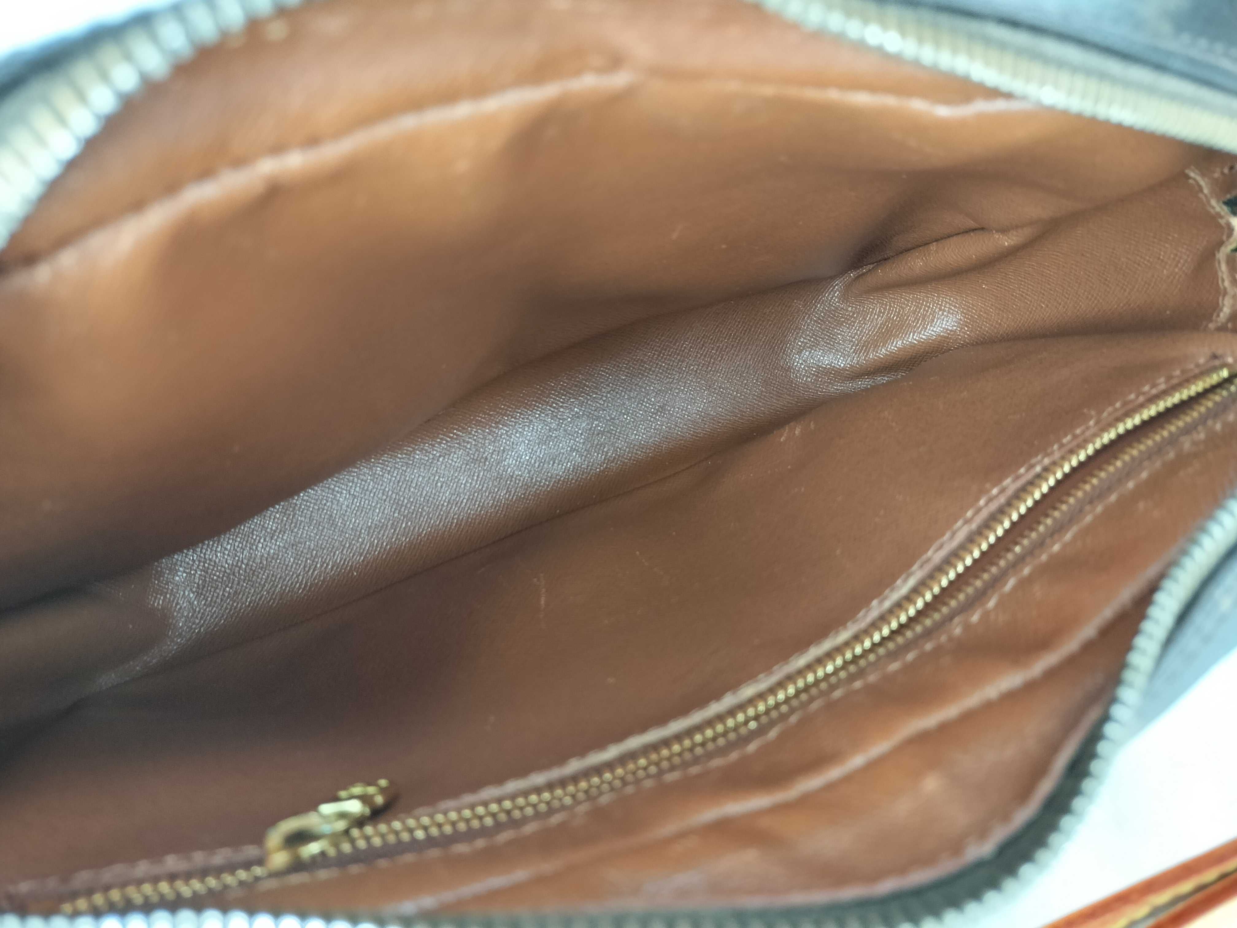 Monogram Louis Vuitton Shoulder Bag — view 10
