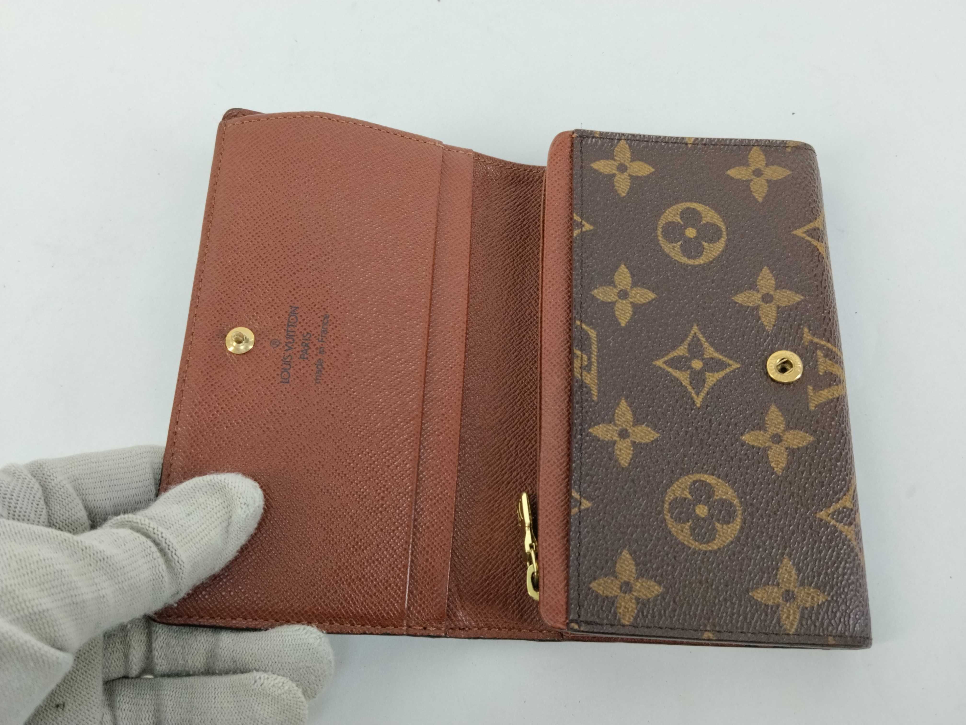 Monogram Louis Vuitton Tresor Wallet — view 9