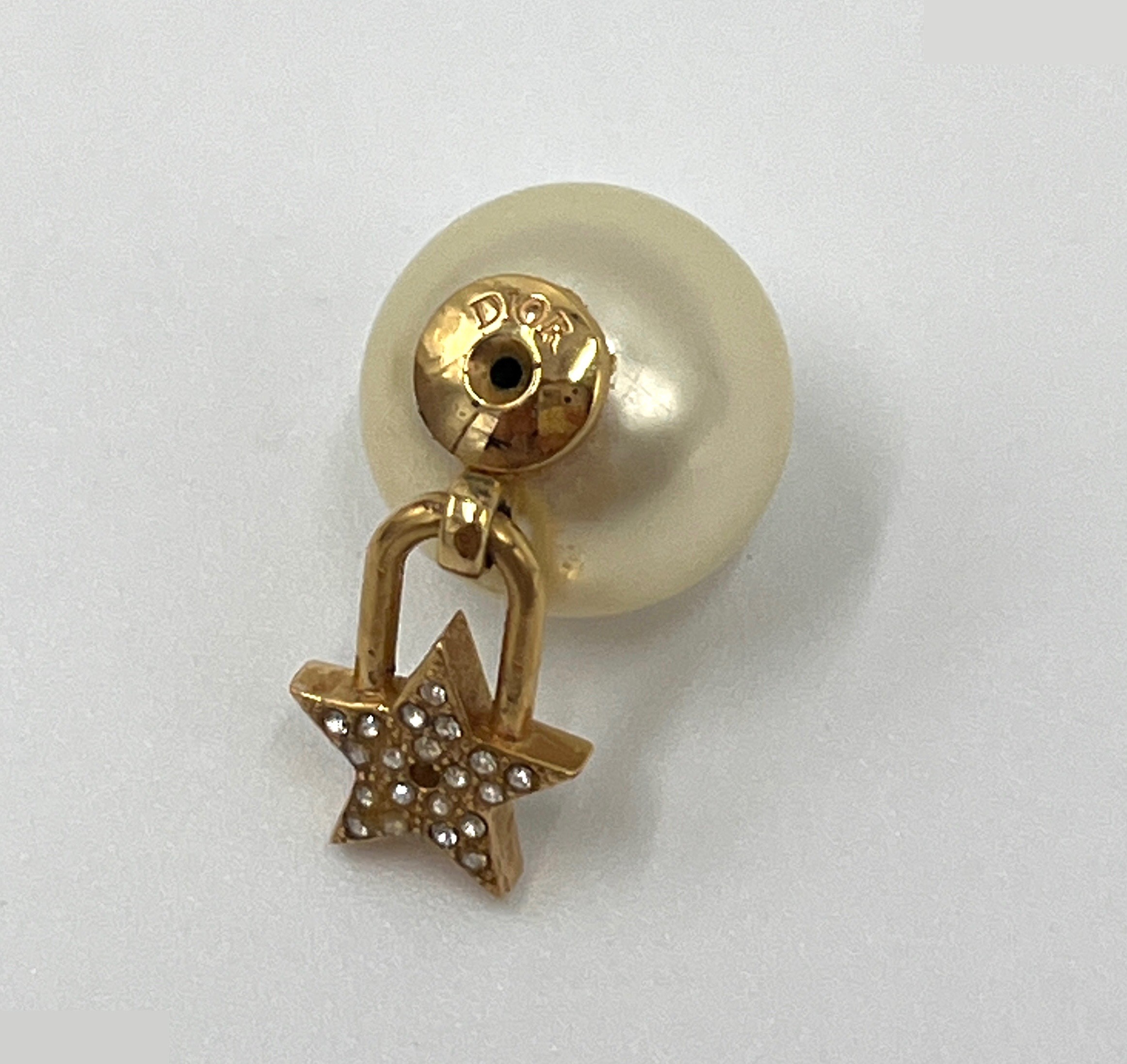 Pearl and gold earrings — view 3