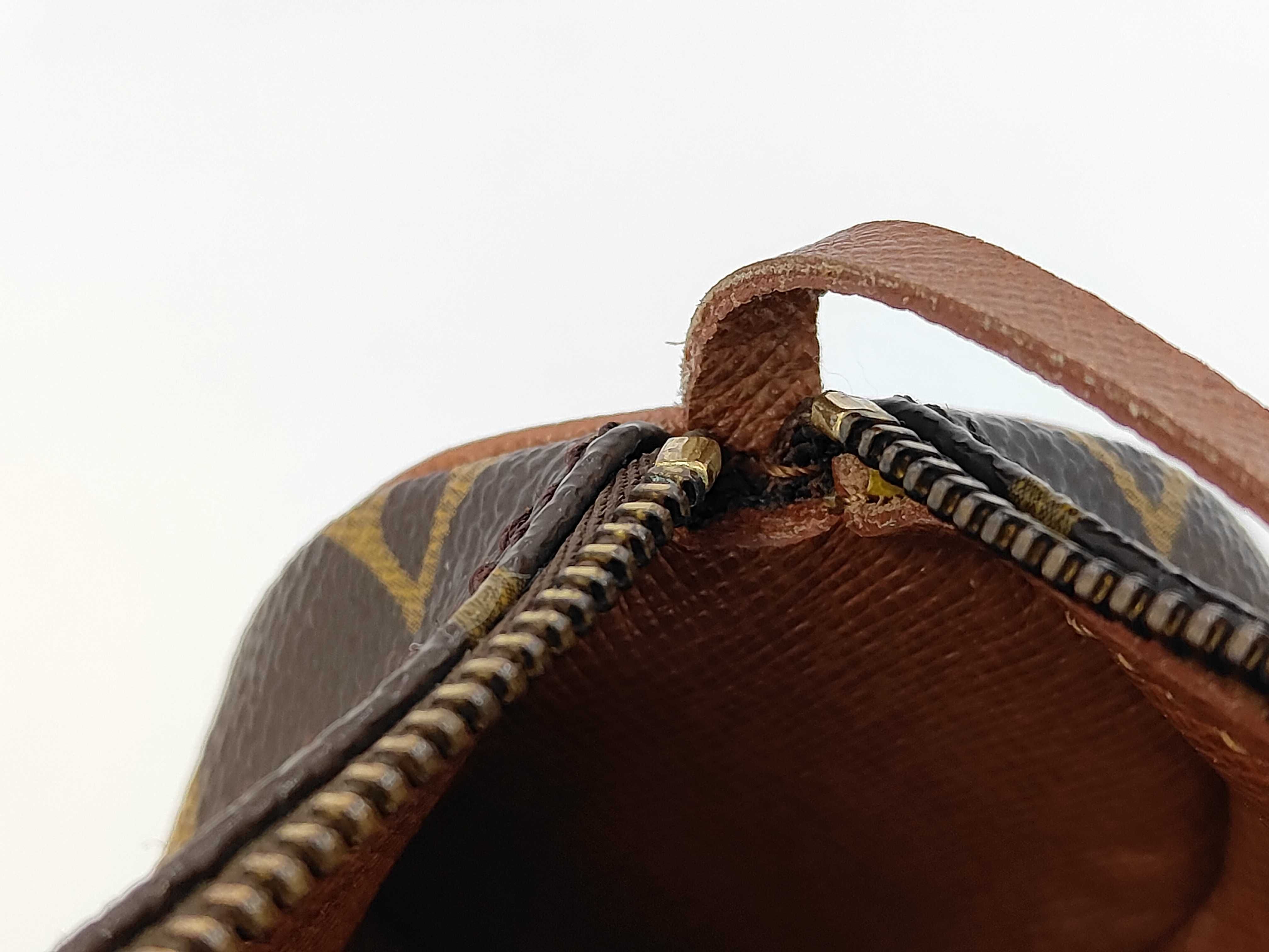 Monogram Louis Vuitton Papillon Pouch (Old Model) — view 11