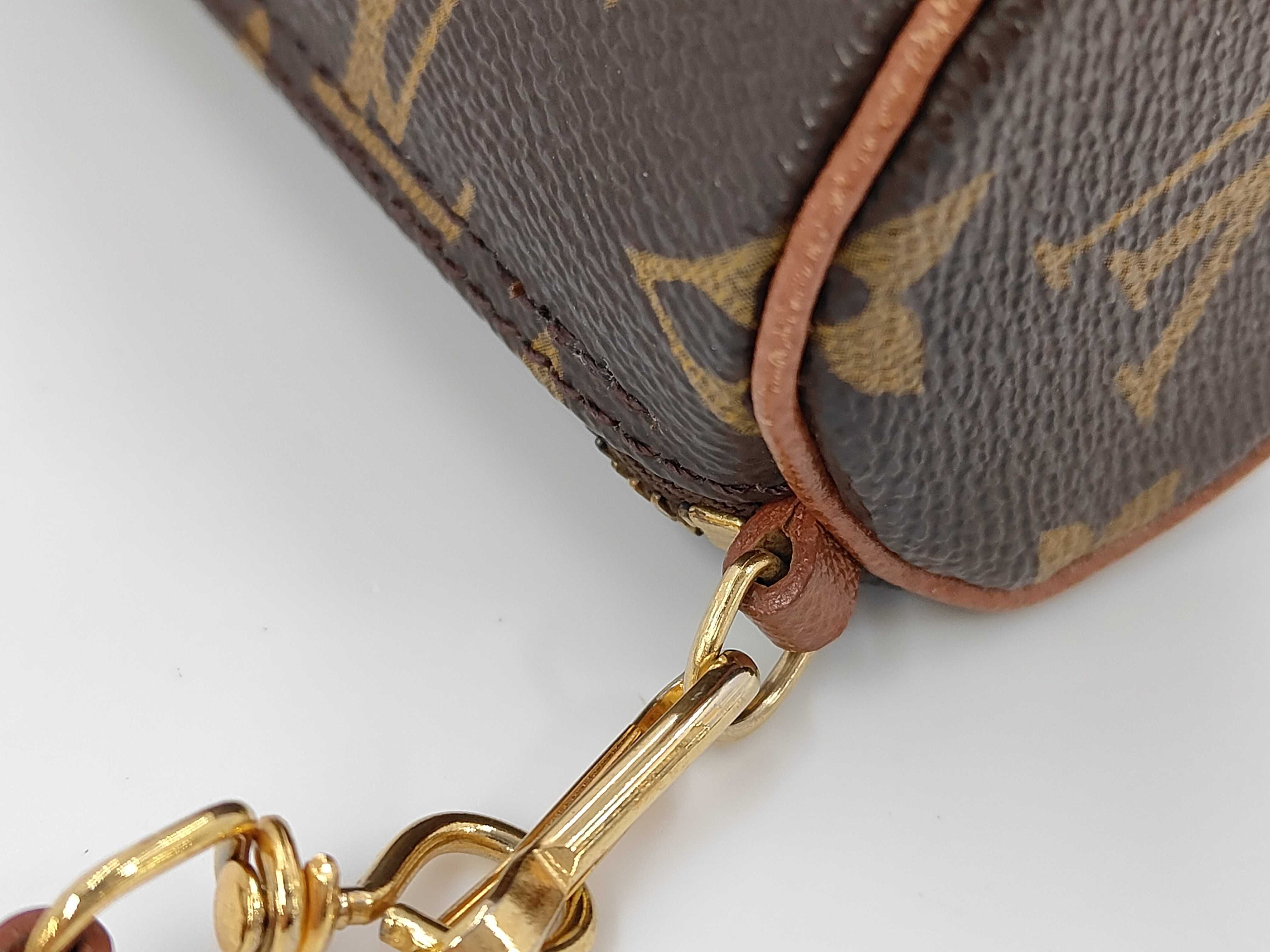 Monogram Louis Vuitton Papillon Pouch (Old Model) — view 5