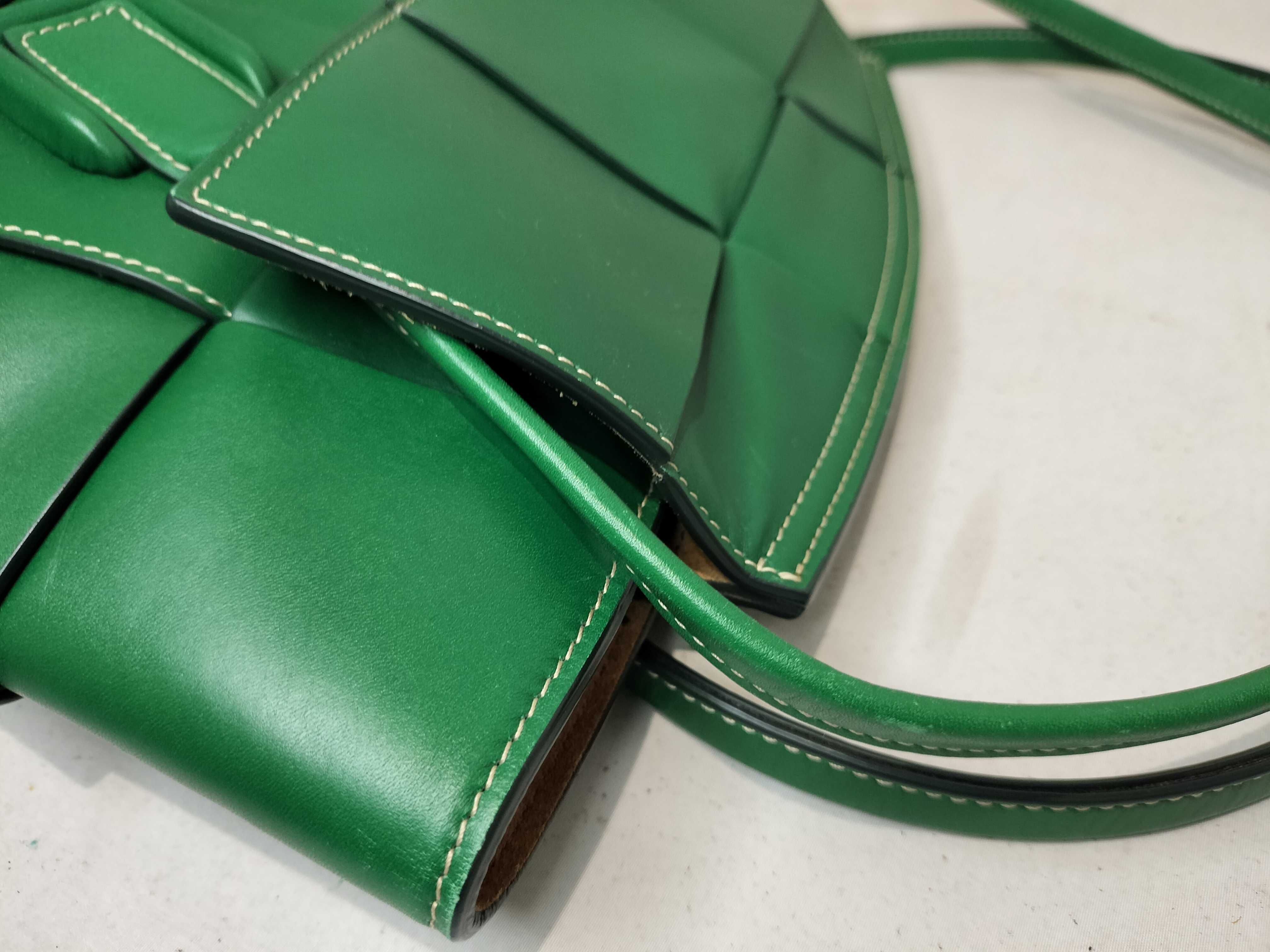 Intrecciato Maxi Intrecciato The Arco tote Leather Tote bag Green handbag — view 5
