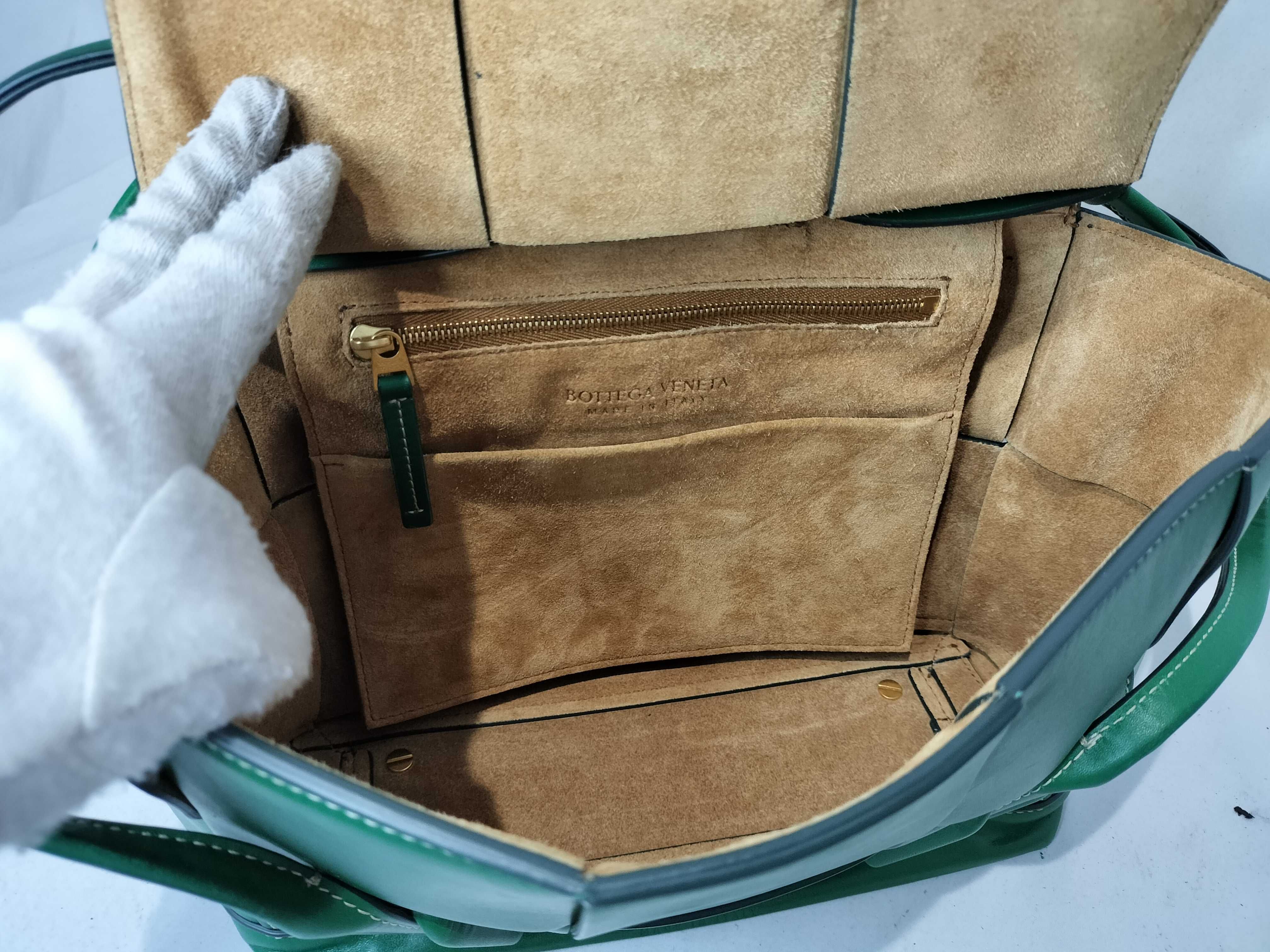Intrecciato Maxi Intrecciato The Arco tote Leather Tote bag Green handbag — view 9