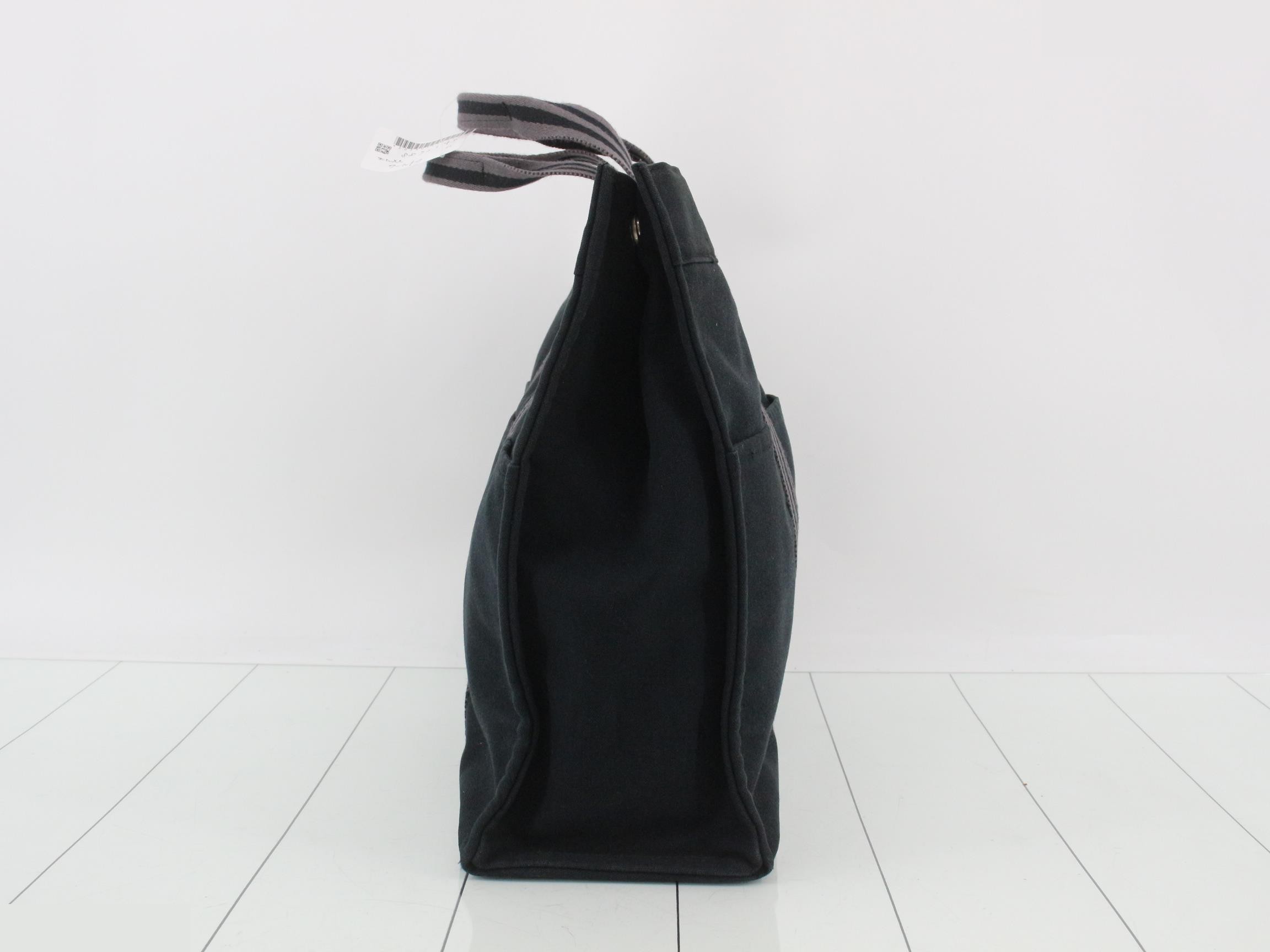 Fooltout MM Tote Bag — view 4
