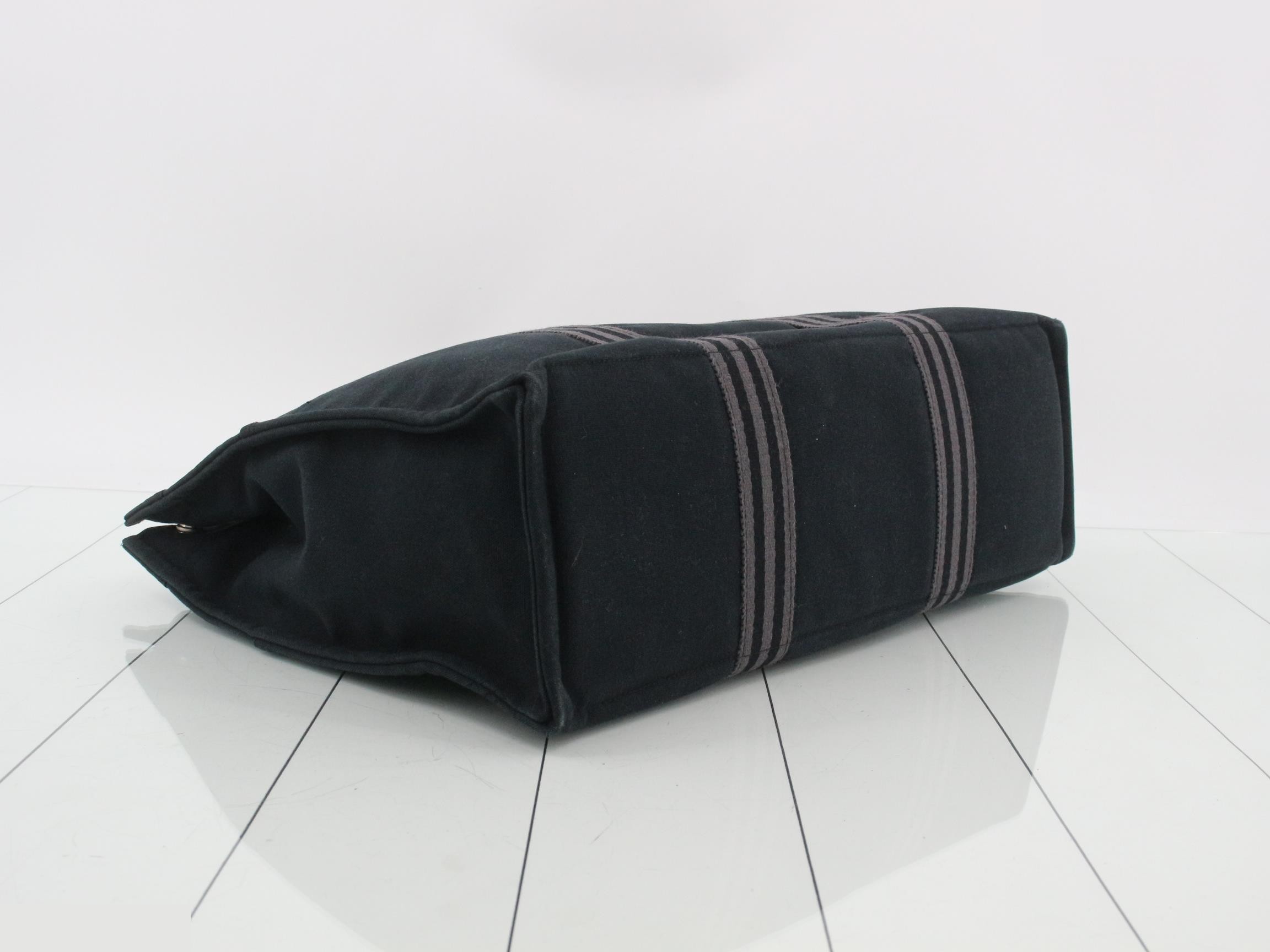 Fooltout MM Tote Bag — view 5