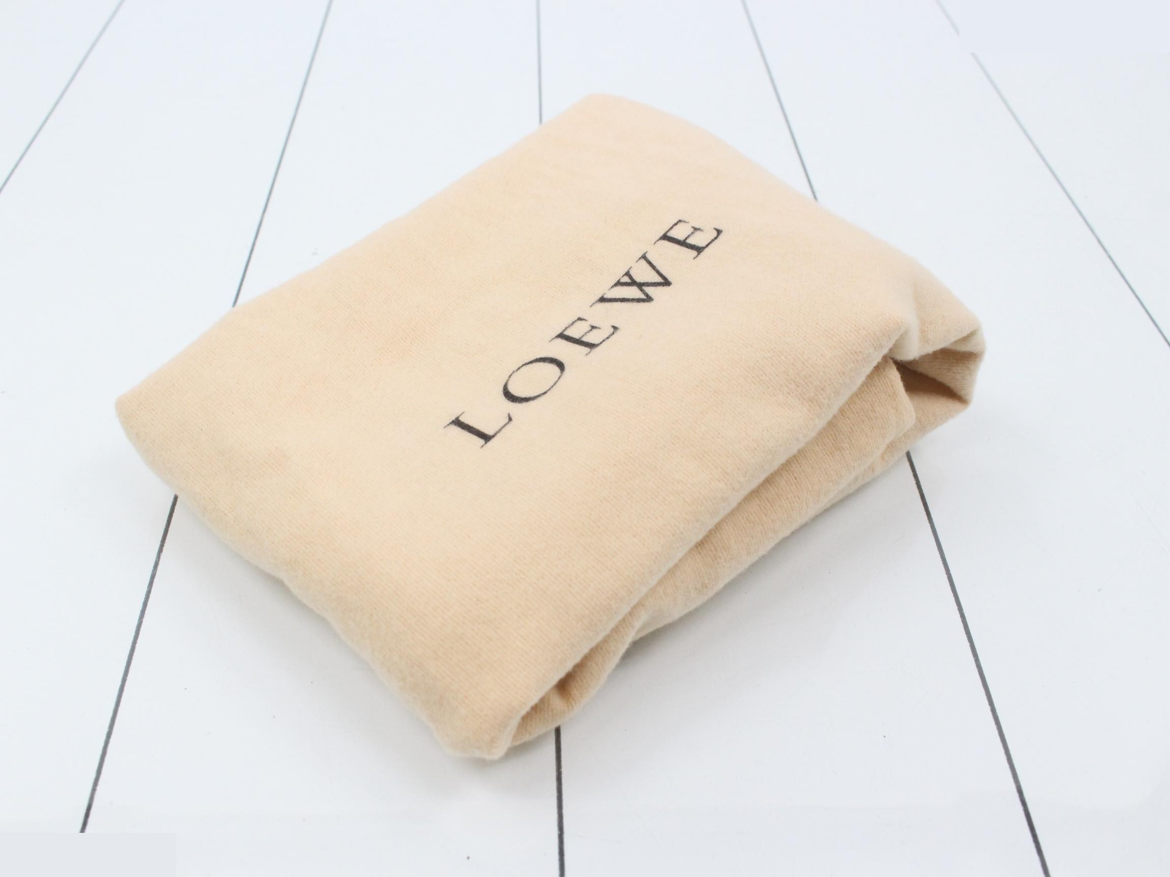 Other lines: Bags & Handbags, Anagram, Leather, Brown — view 7