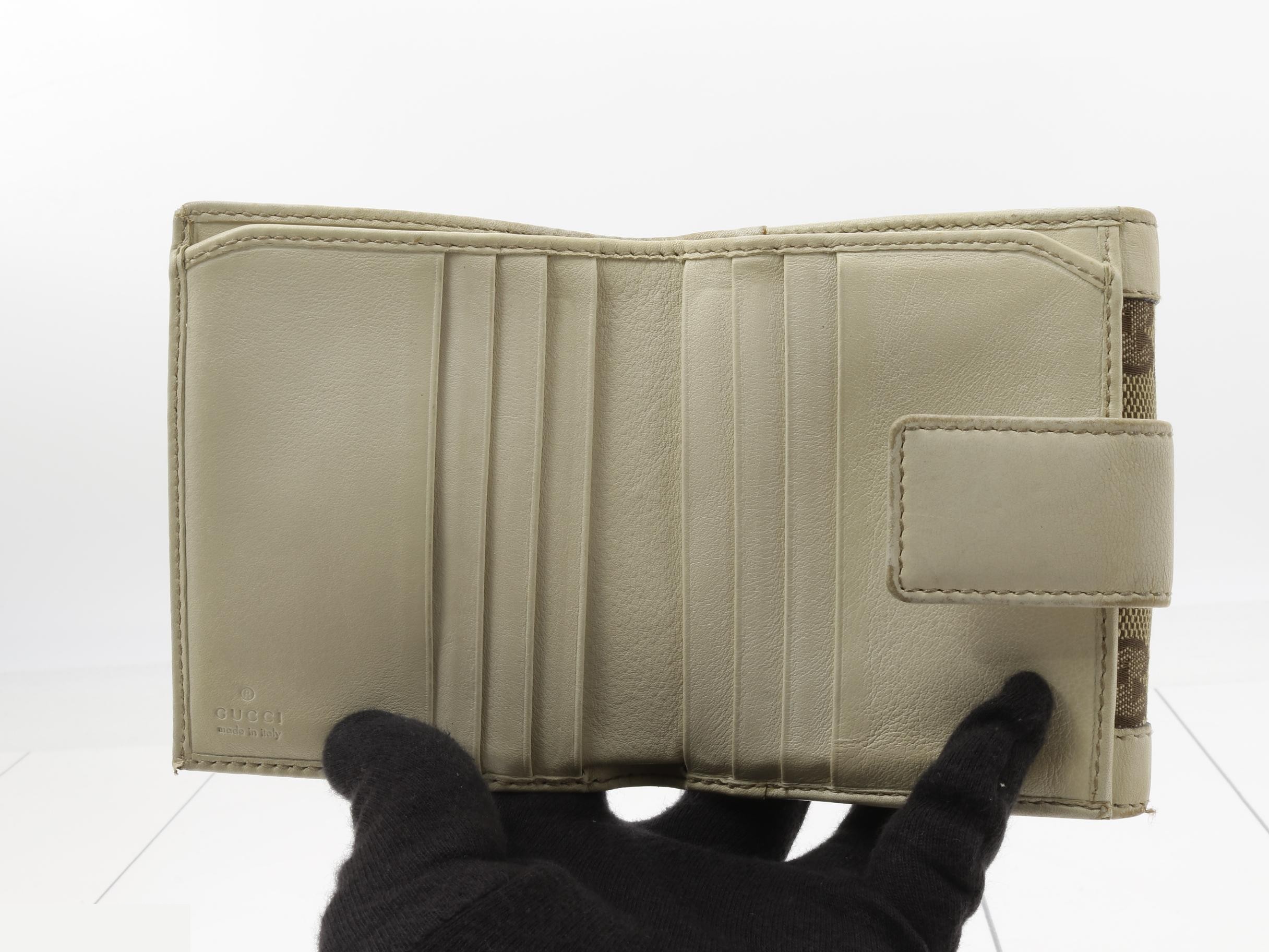 Double snap wallet — view 4