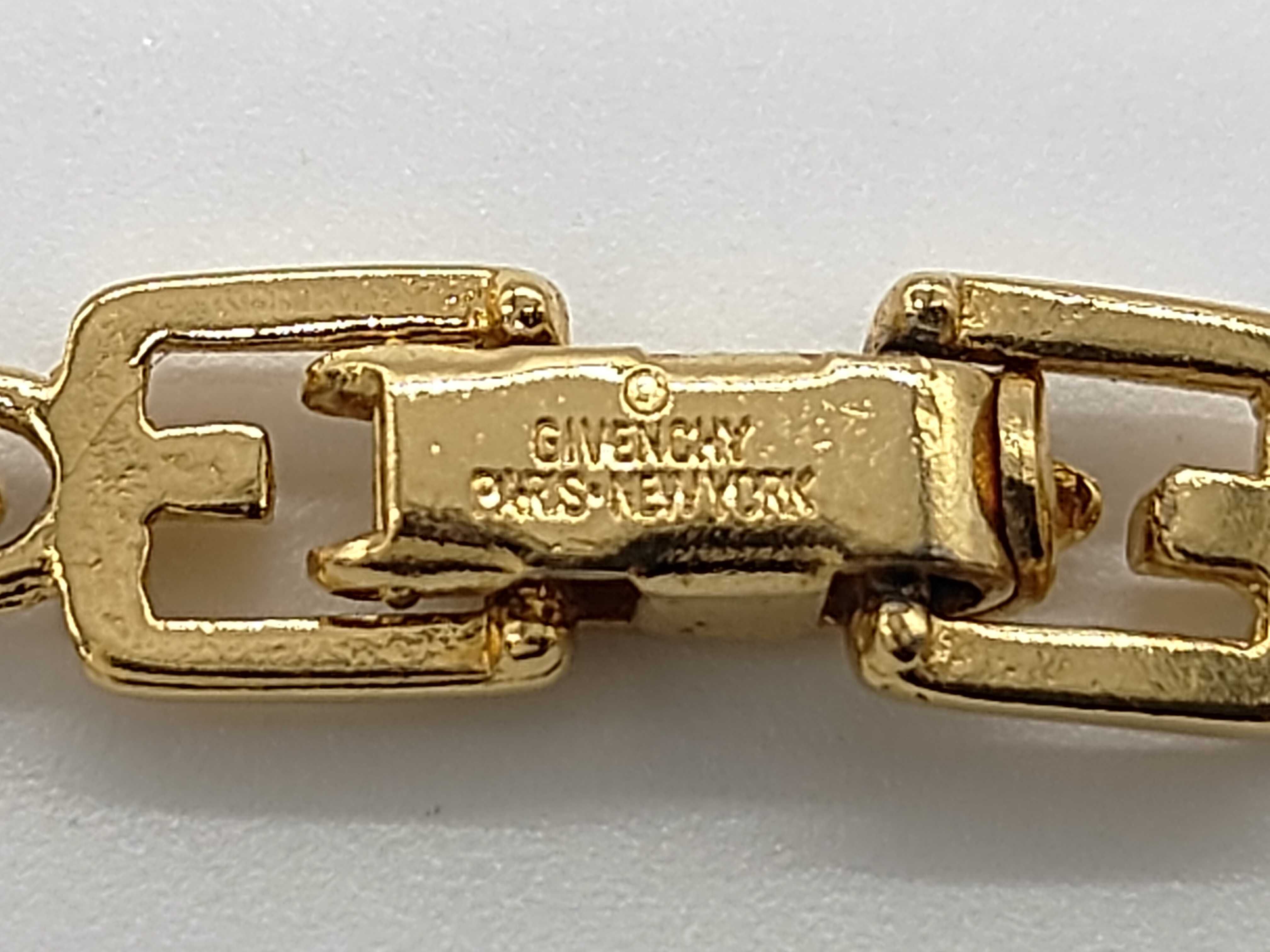 Vintage Gold Chain Necklace with G Logo — view 5